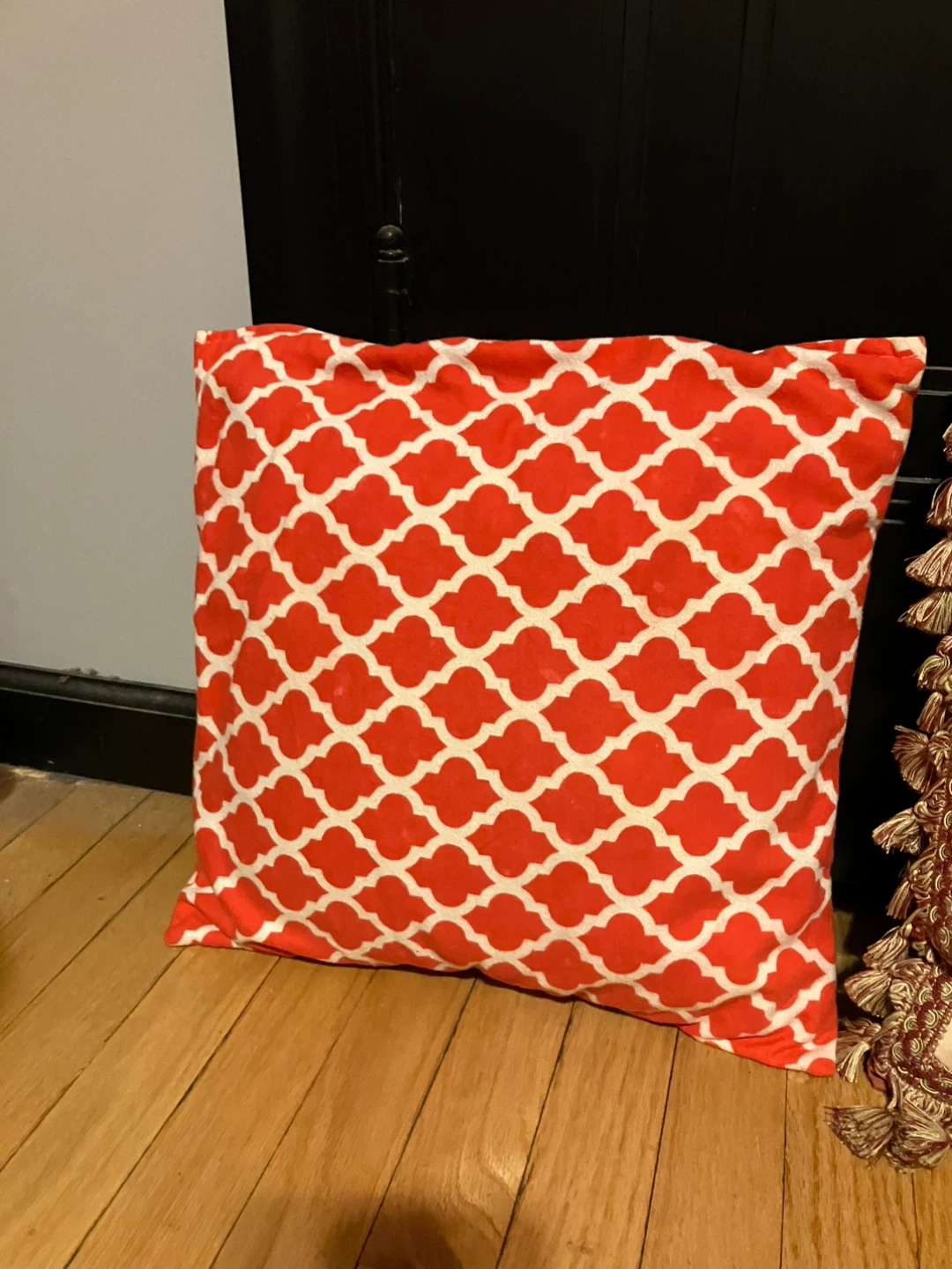 Decorative Throw Pillows - Set of 3 - photo 4