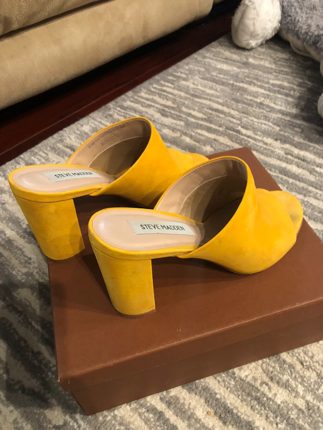 Steve Madden Yellow Suede Block Heel Mules - photo 5
