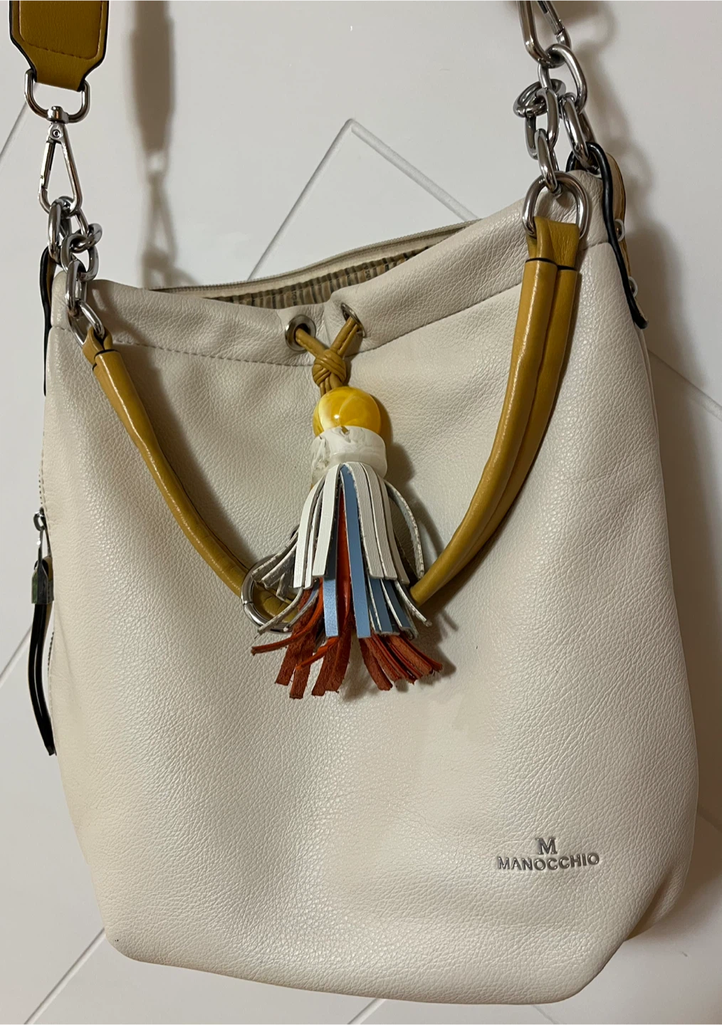 Manocchio Cream Leather Hobo Bag with Yellow Accents - photo 3