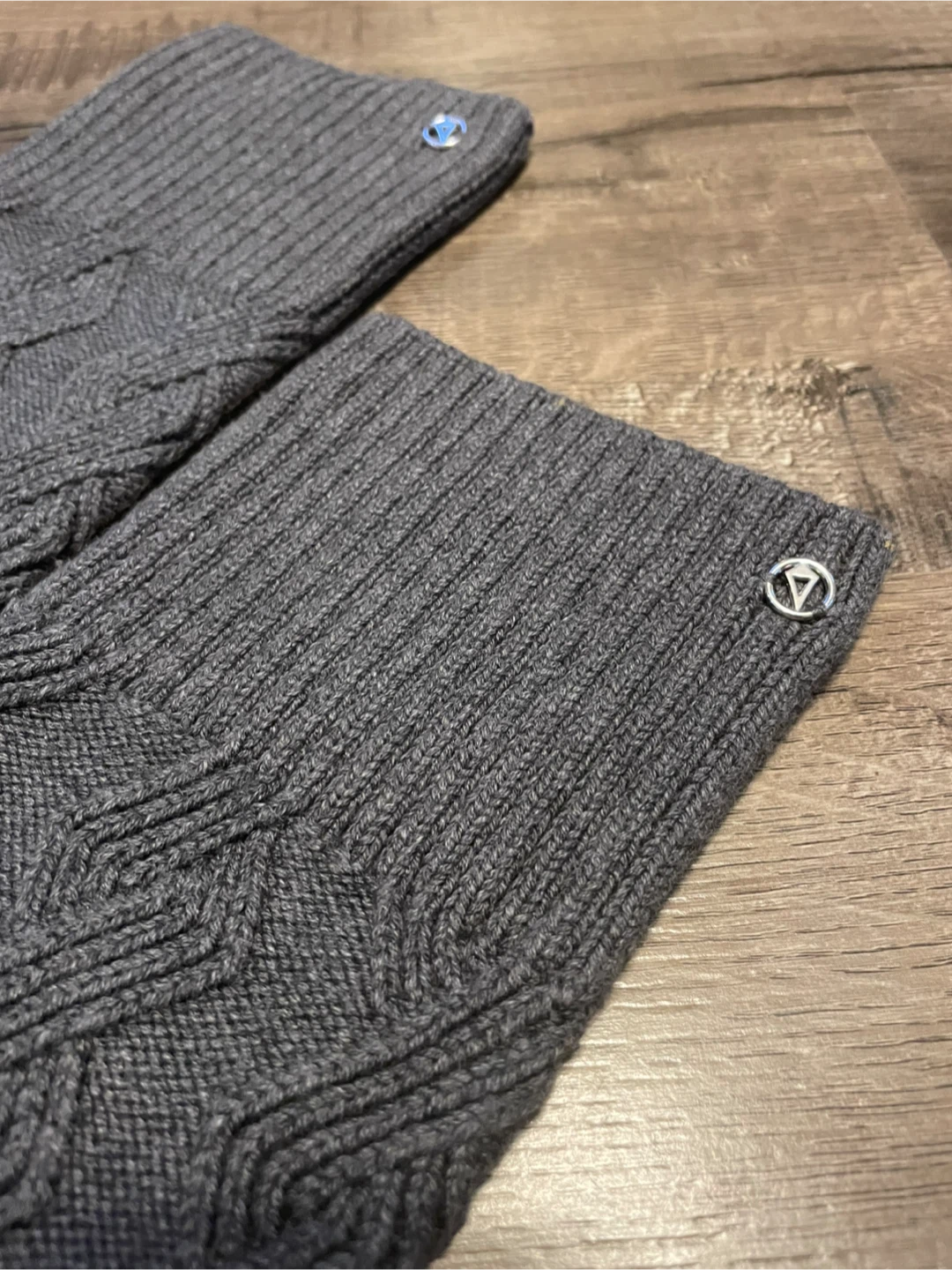 Ivivva Grey Knit Leg Warmers (25 in)