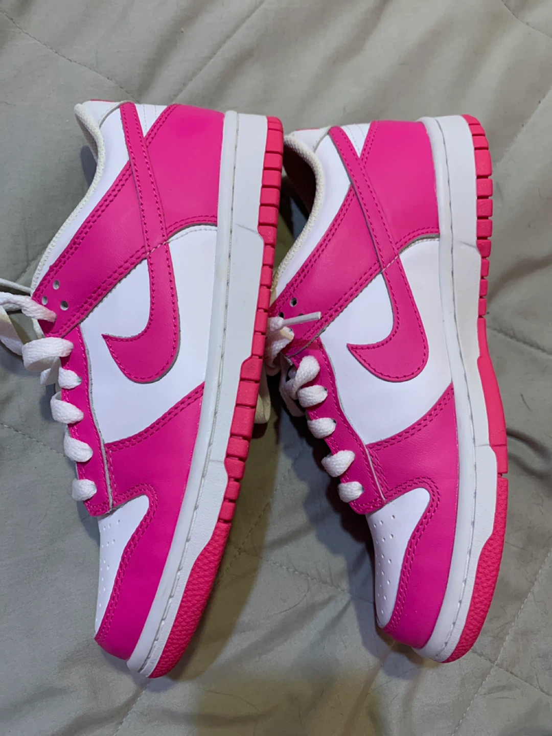Nike Dunk Low Boys Size 5.5Y White & Pink🥕 - photo 3
