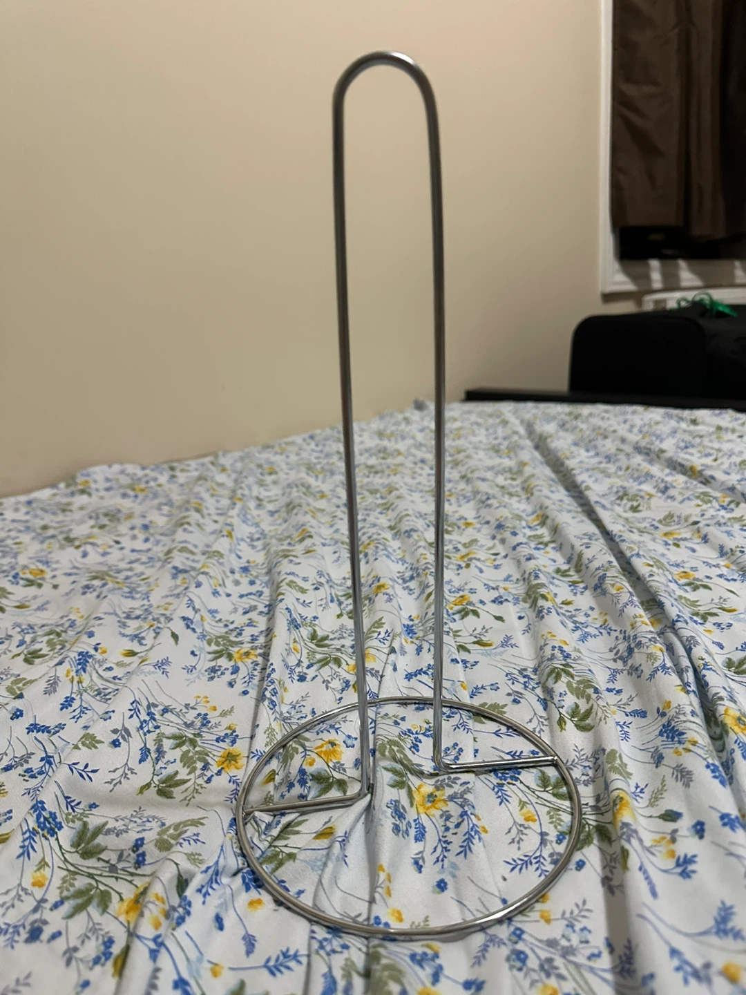 Metal Paper Towel Holder - photo 2