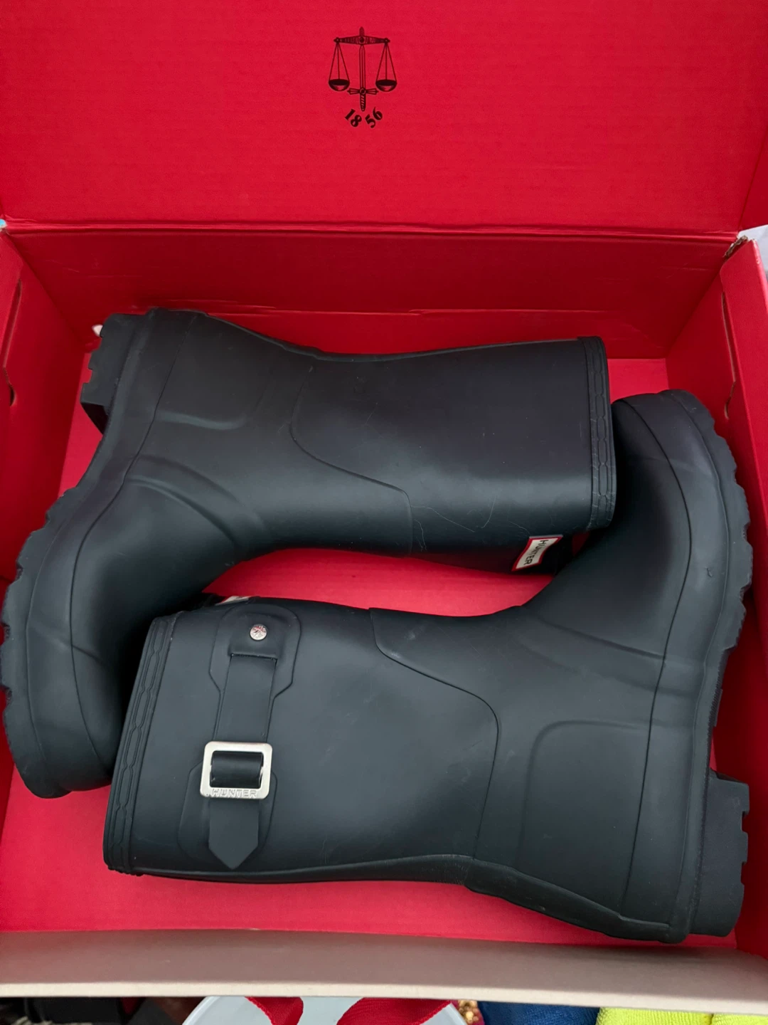 Hunter Original Short Rain Boots — Men’s Size 9 — Navy — NEW - photo 2