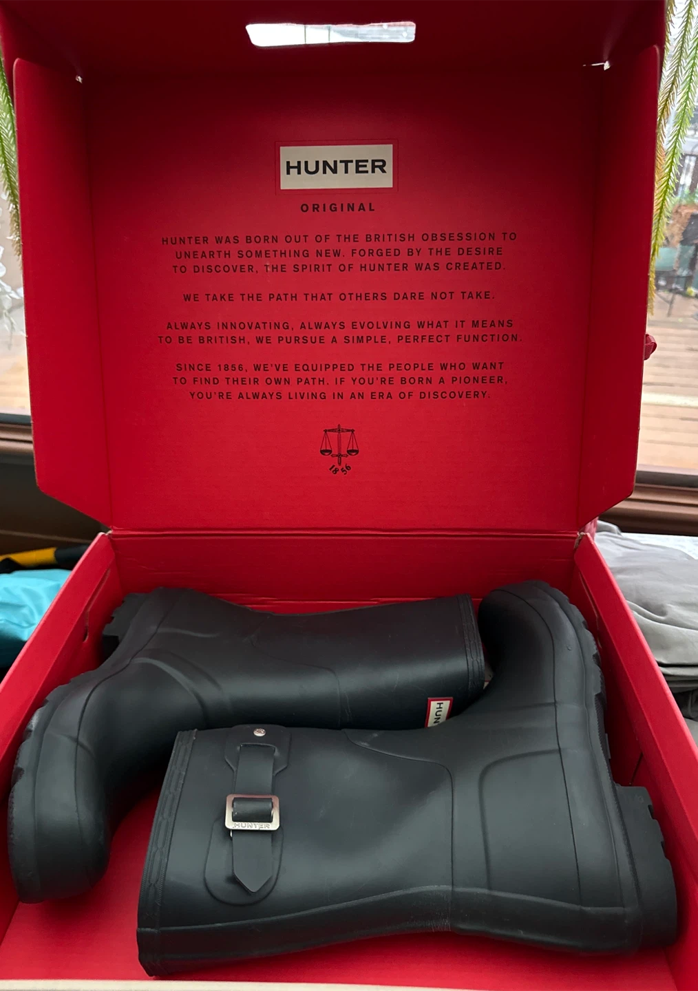 Hunter Original Short Rain Boots — Men’s Size 9 — Navy — NEW