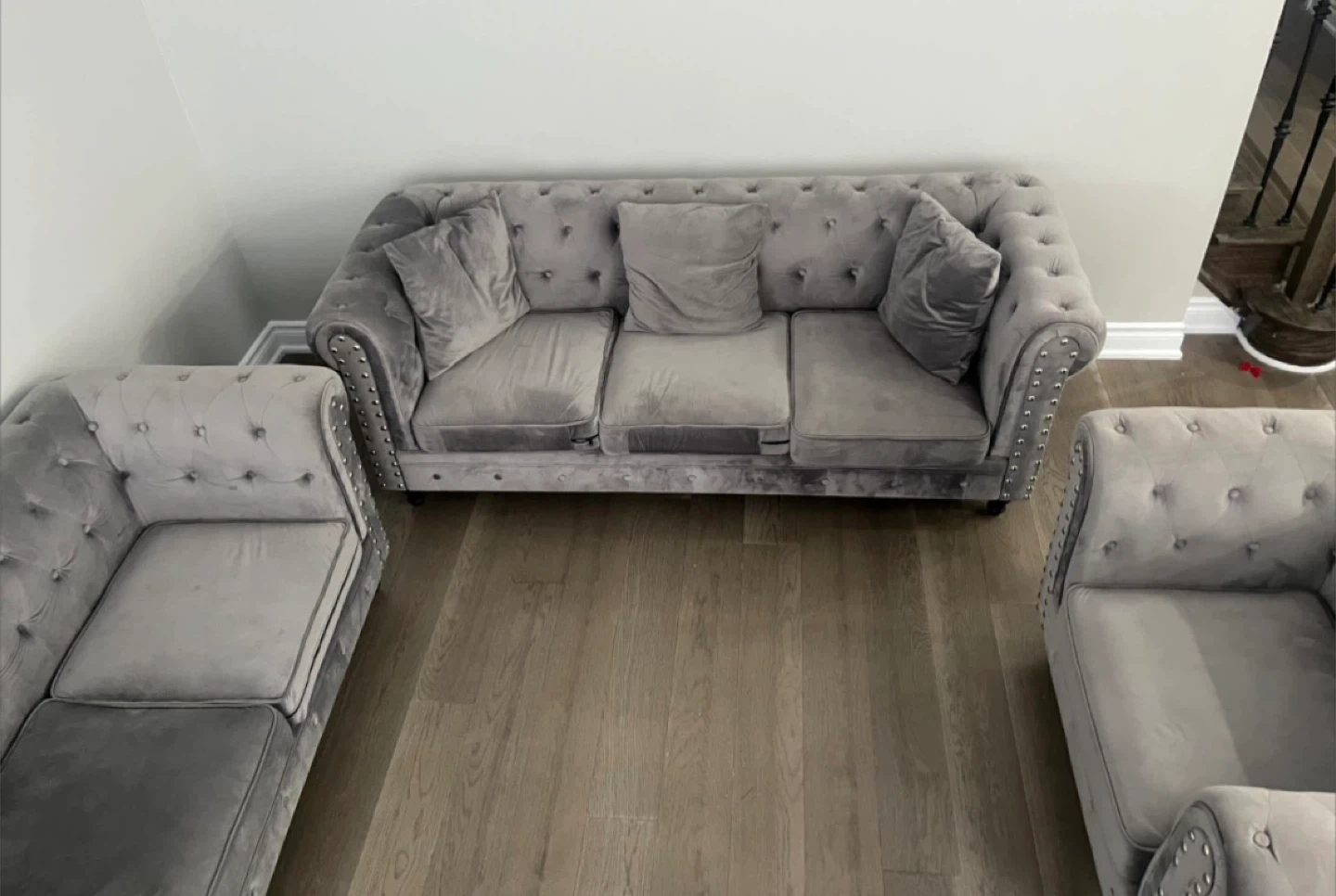 Grey Velvet Chesterfield Sofa Set