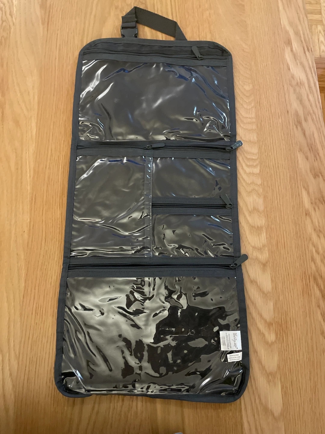 Hanging Toiletry Bag Organizer - photo 3
