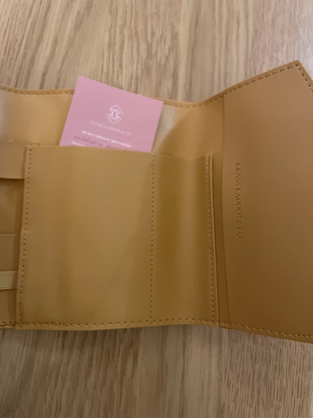 GLASS LADDER & CO. Travel Organizer Pouch - photo 3