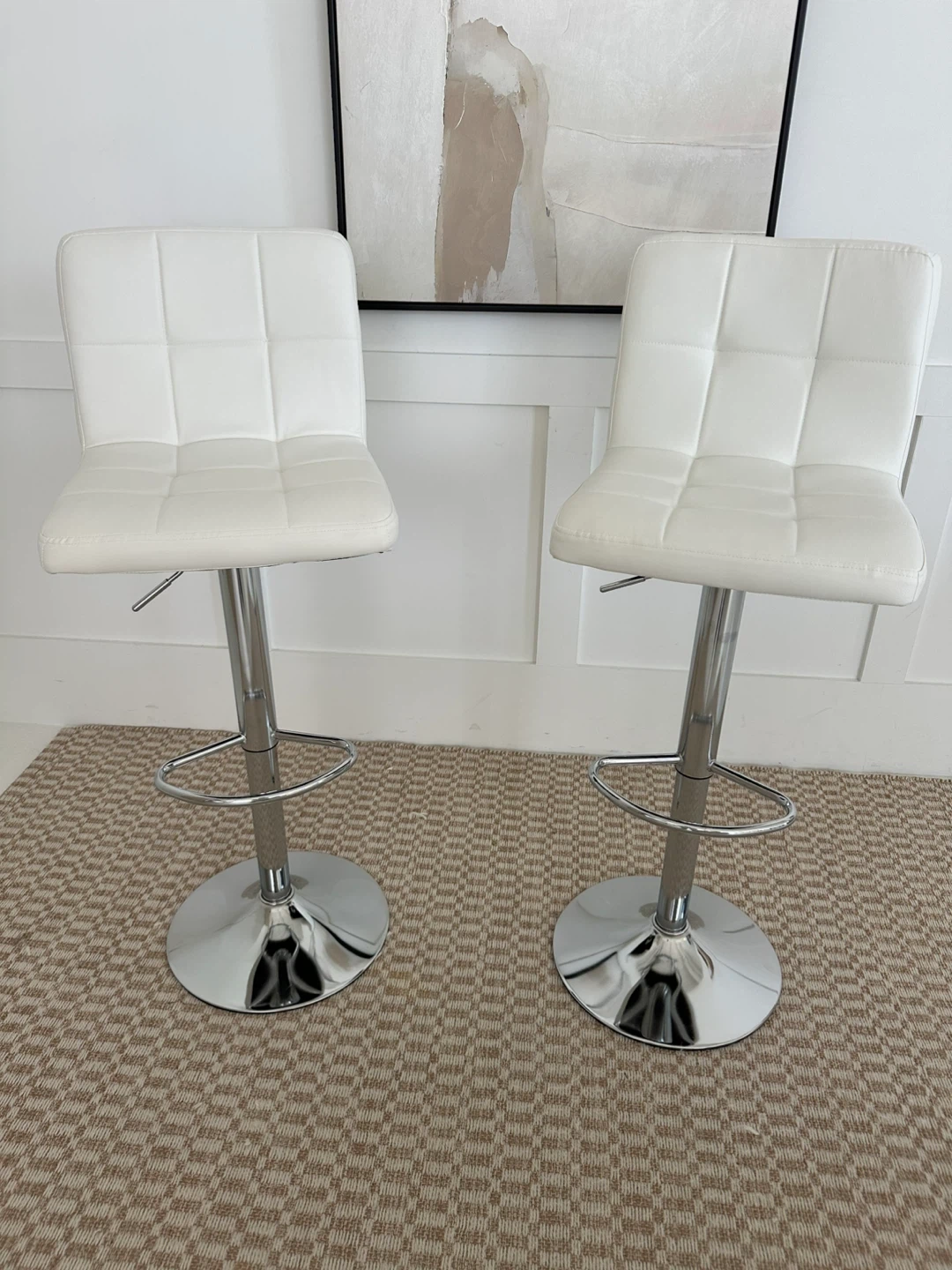4 White Adjustable Bar Stools - photo 2
