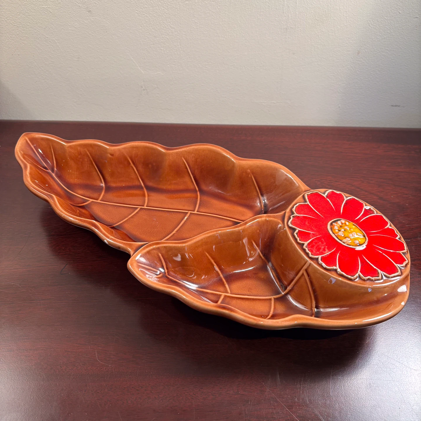 MCM Ceramic Leaf-Shaped Serving Dish with Flower