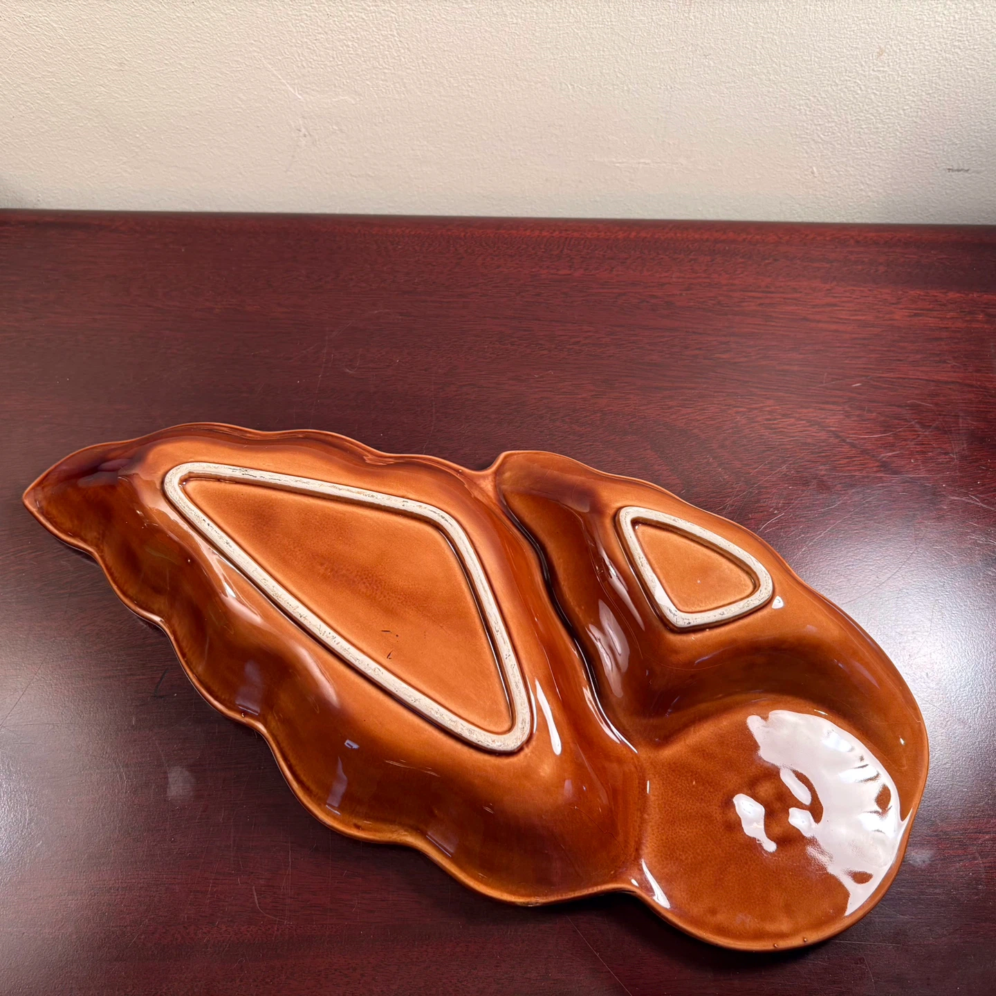 MCM Ceramic Leaf-Shaped Serving Dish with Flower - photo 4