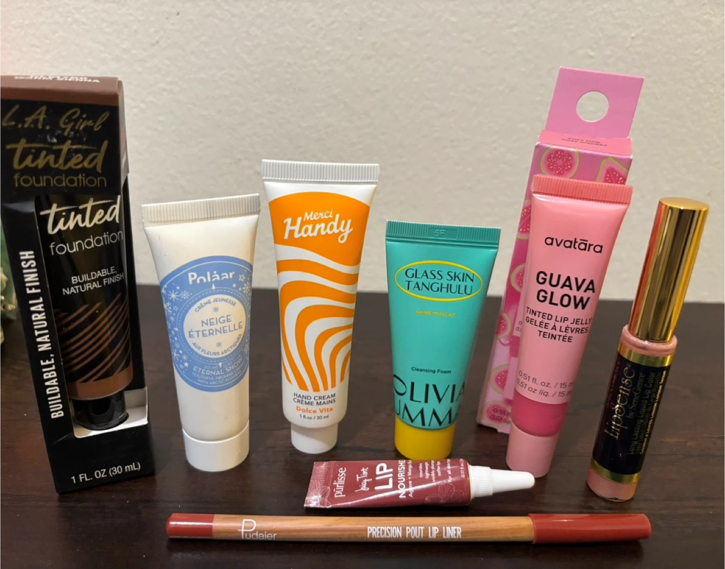 Brand New-8 PCS MAKEUP & SKIN LOT-Various