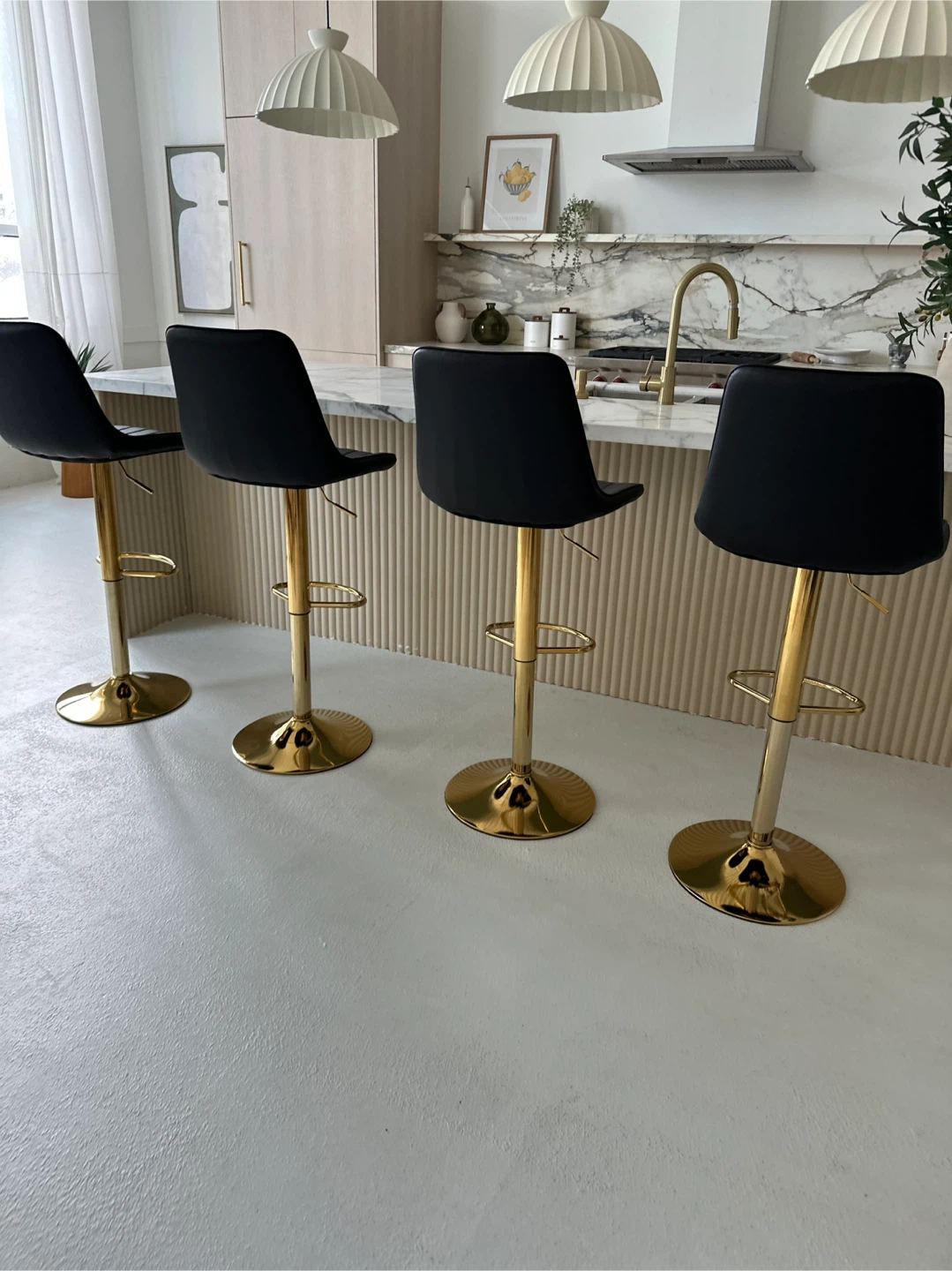4 Black Bar Stools with Gold Base - photo 3