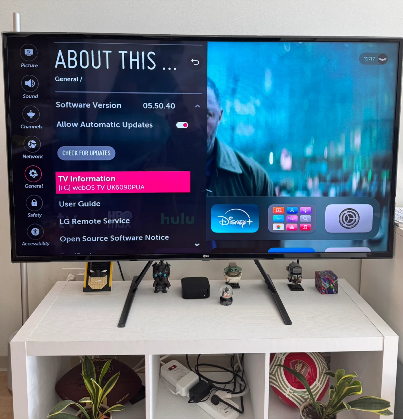 LG TV 55” Smart LED UK6090PUA
