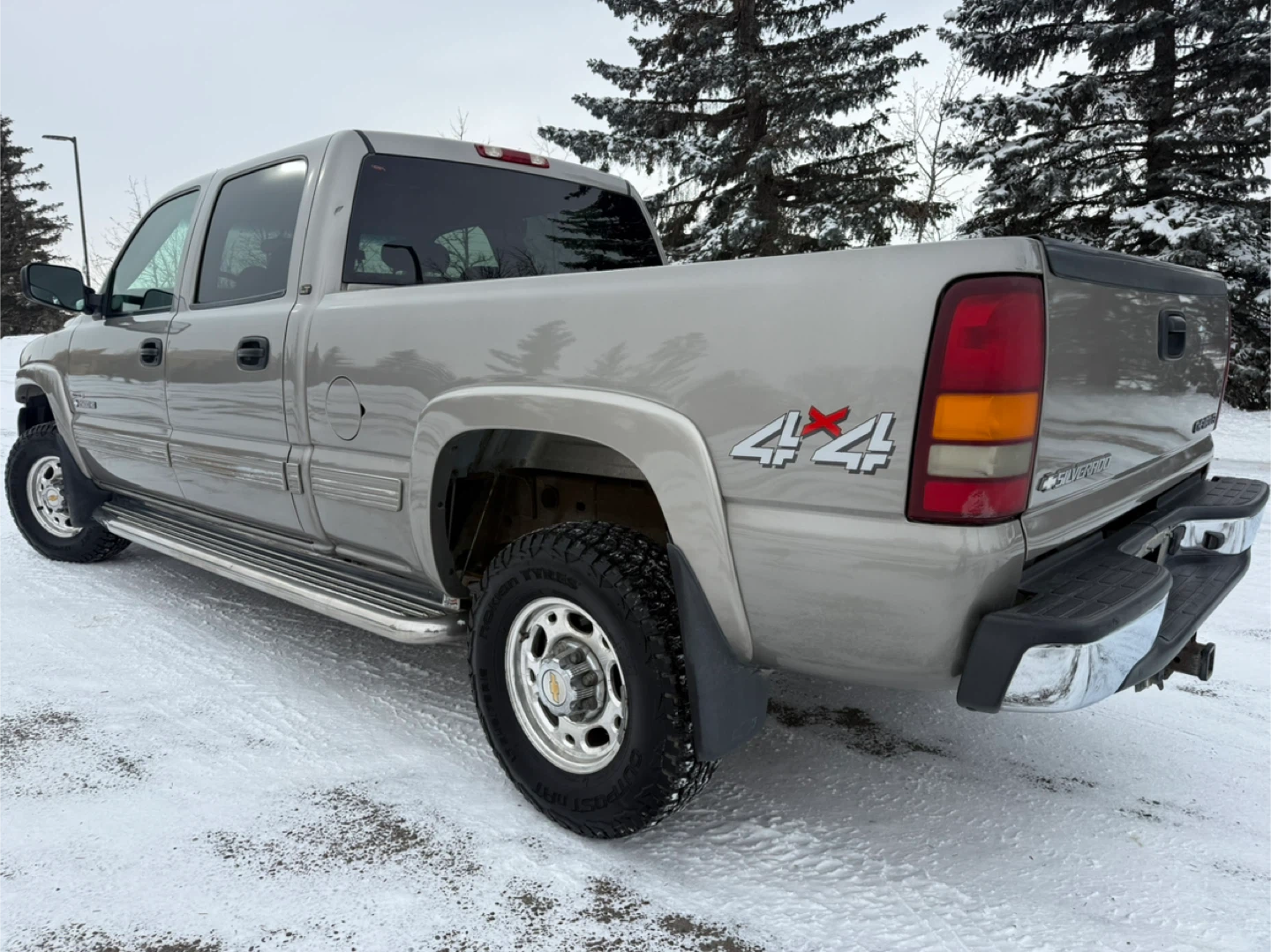 2002 Chevrolet Silverado 2500HD LT *DIESEL* - photo 4