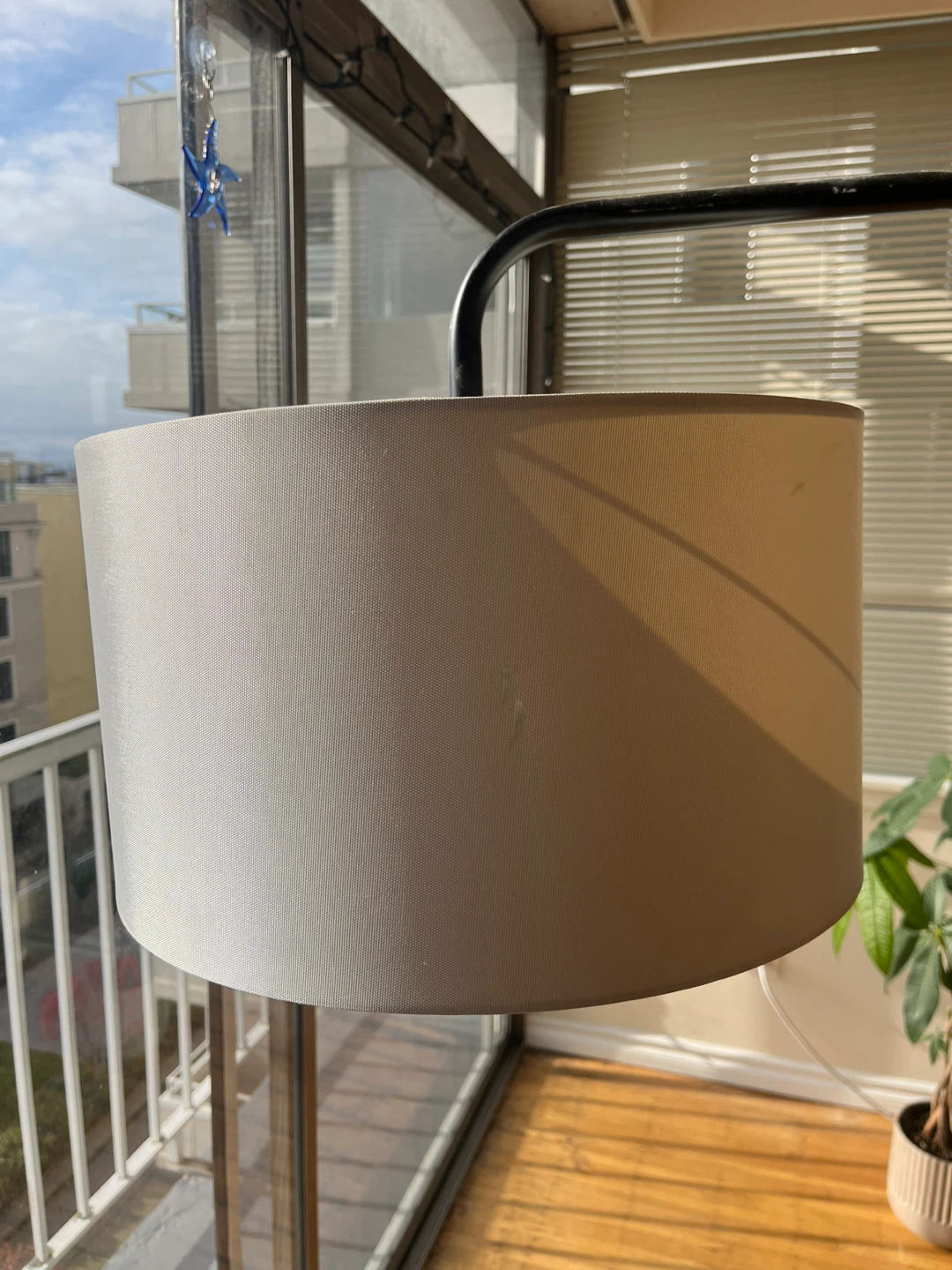 Black Arc Floor Lamp with Beige Drum Shade - photo 2