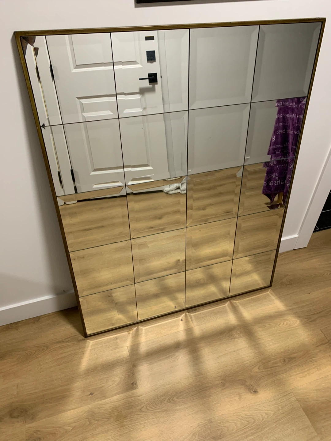 Decorative Wall Mirror with Gold Frame - photo 4