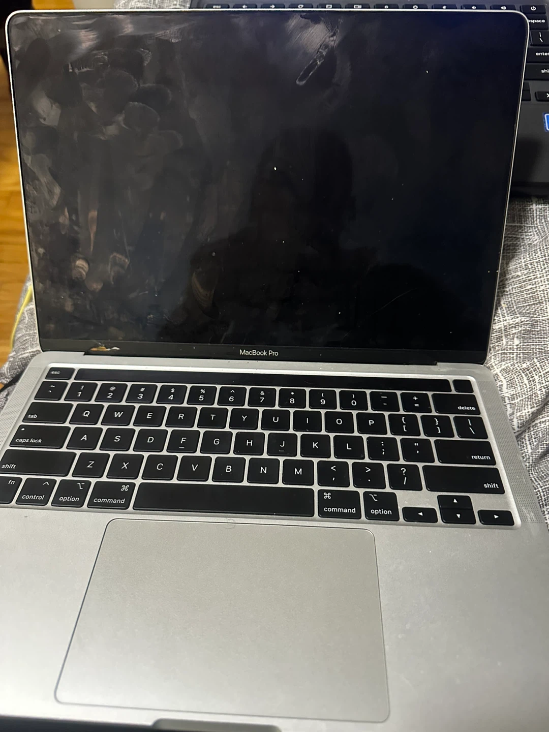 Apple MacBook Pro Laptop
