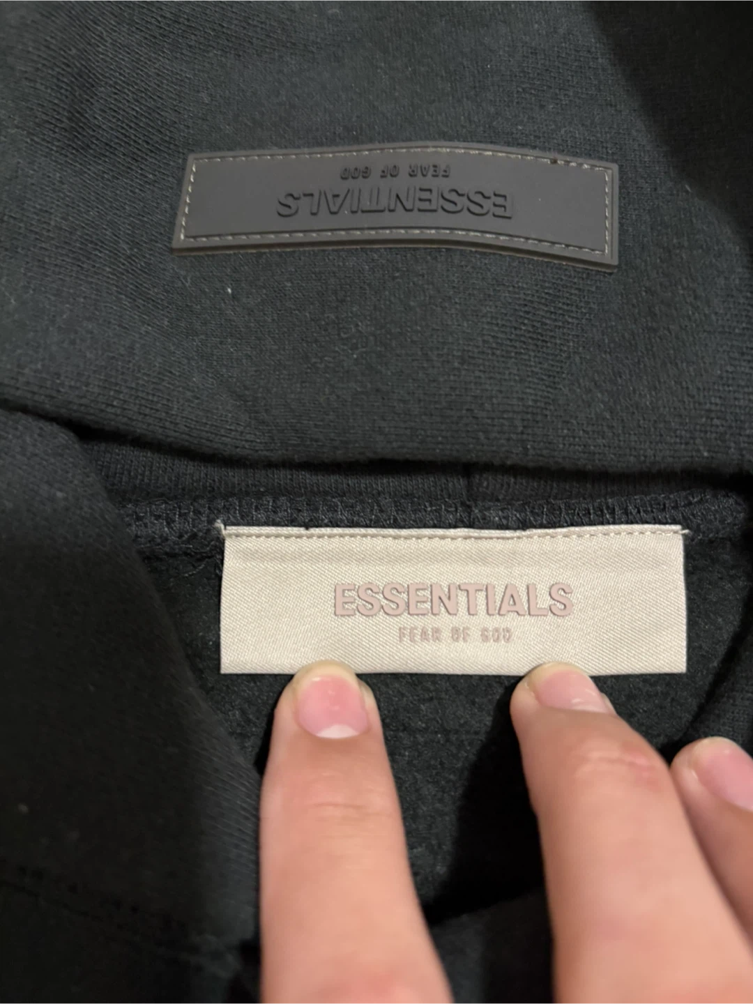 ESSENTIALS Fear of God Size Small Black Hoodie - photo 4