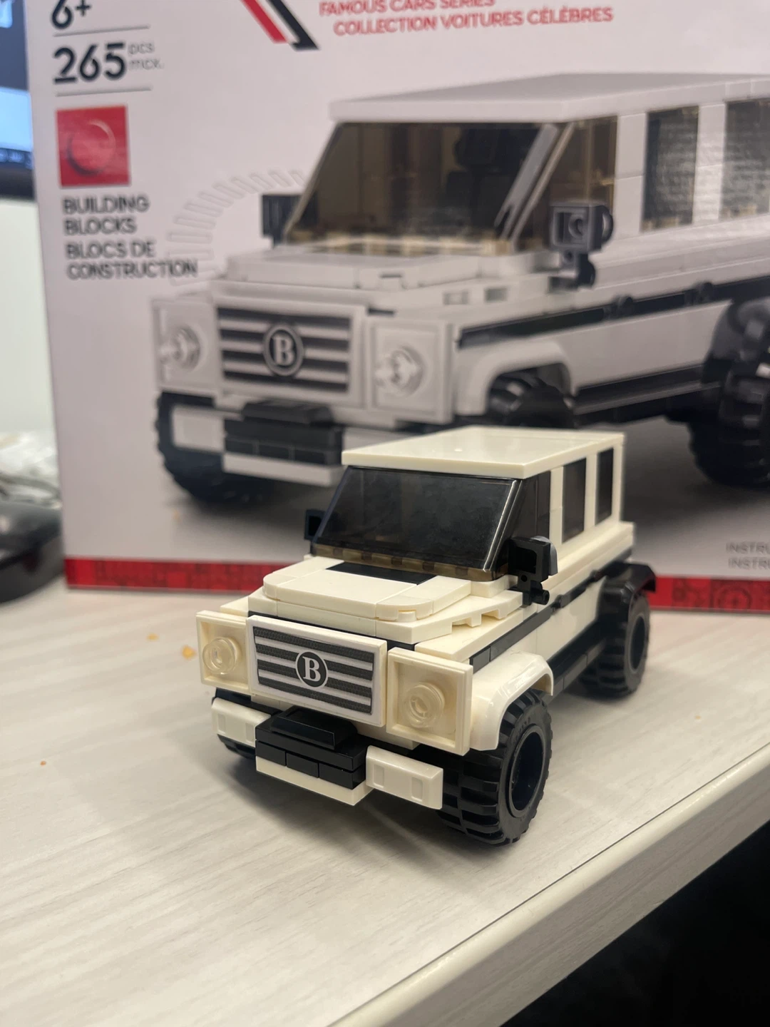 Building Blocks Famous Cars Series SUV Model