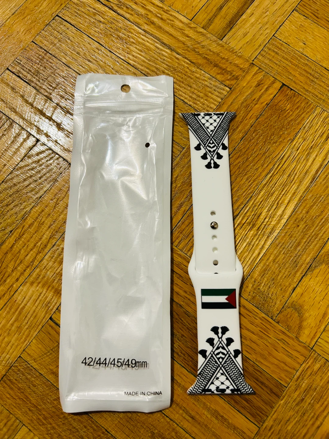 Watch Band with Palestinian Flag Pattern, White silicone - photo 2