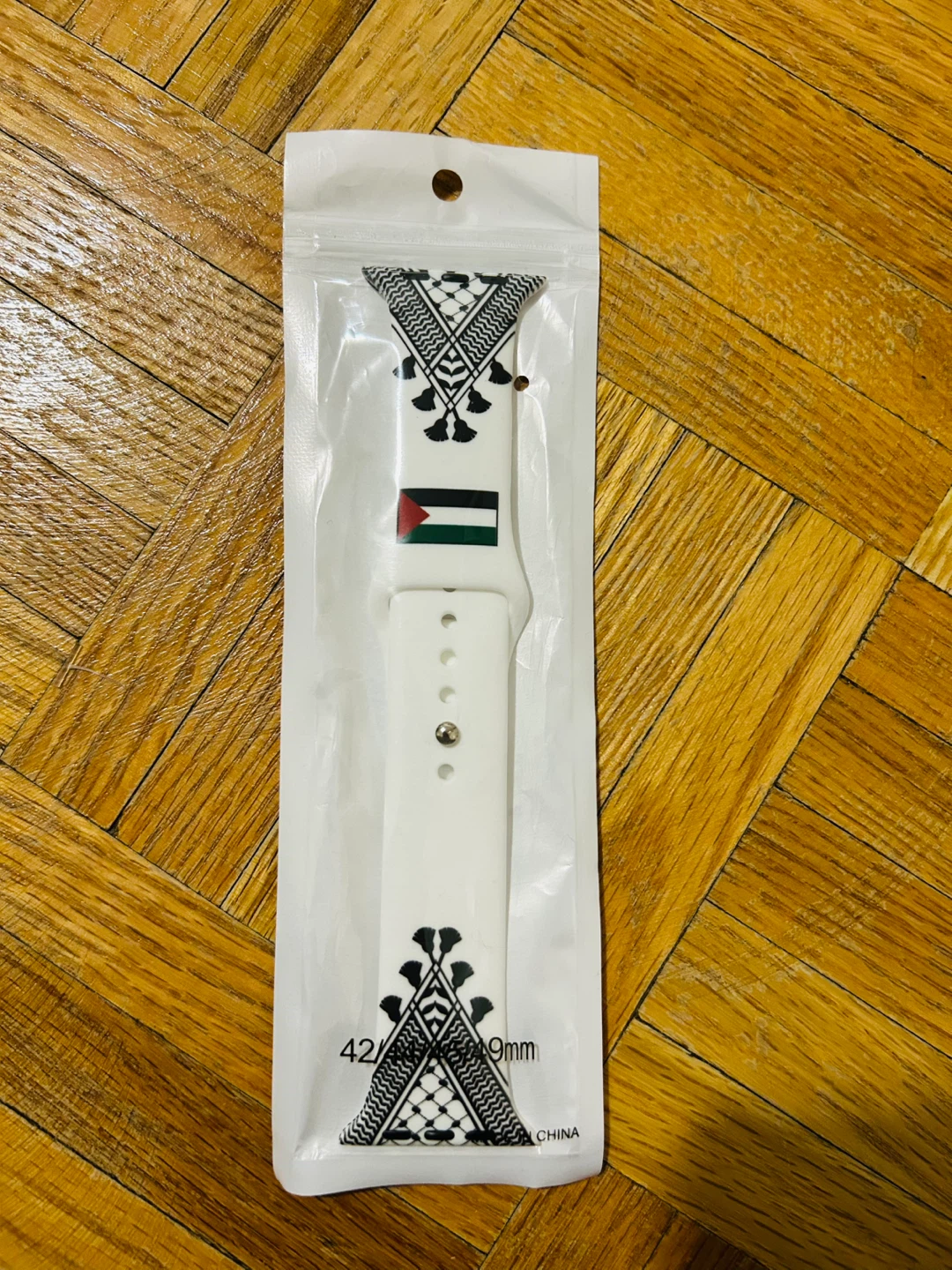 Watch Band with Palestinian Flag Pattern, White silicone - photo 3