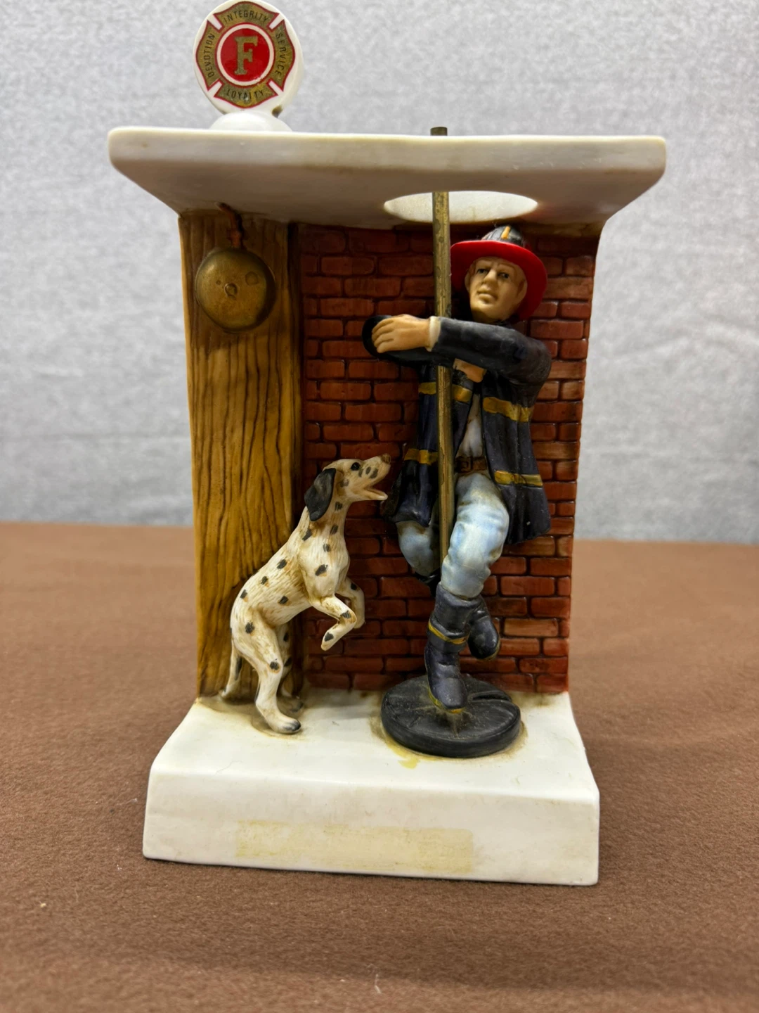 Firefighter and Dalmatian Decanter - photo 2