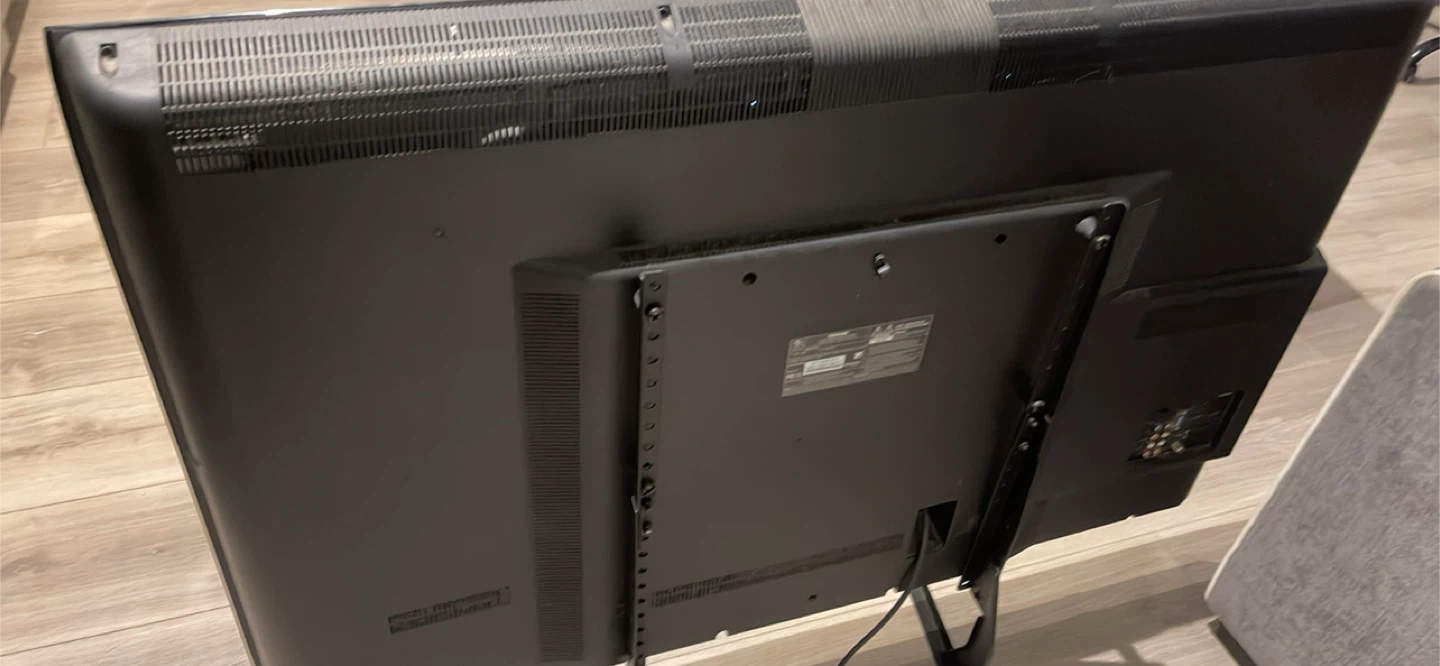 Toshiba Flat Screen TV - photo 2