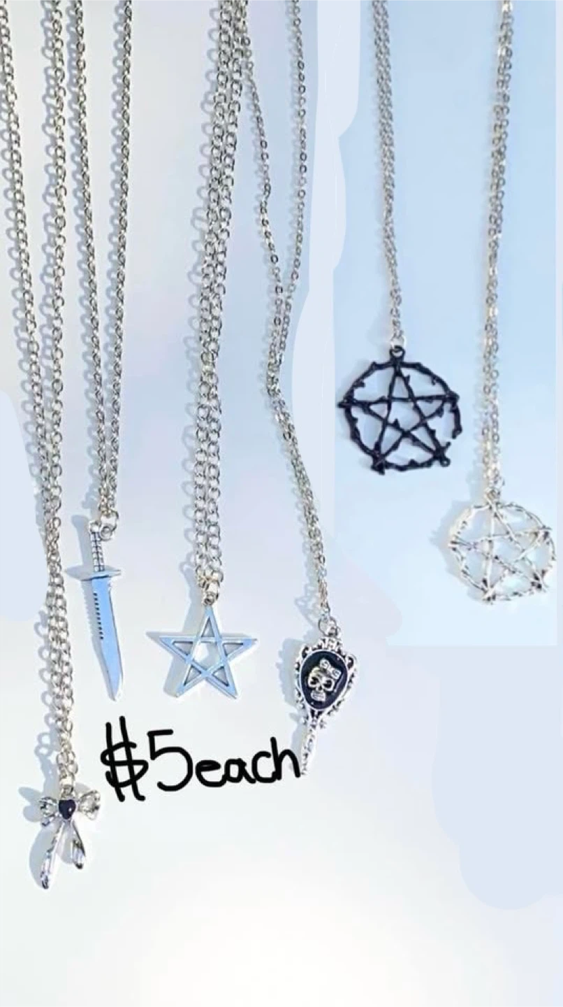 Gothic Necklace - photo 3
