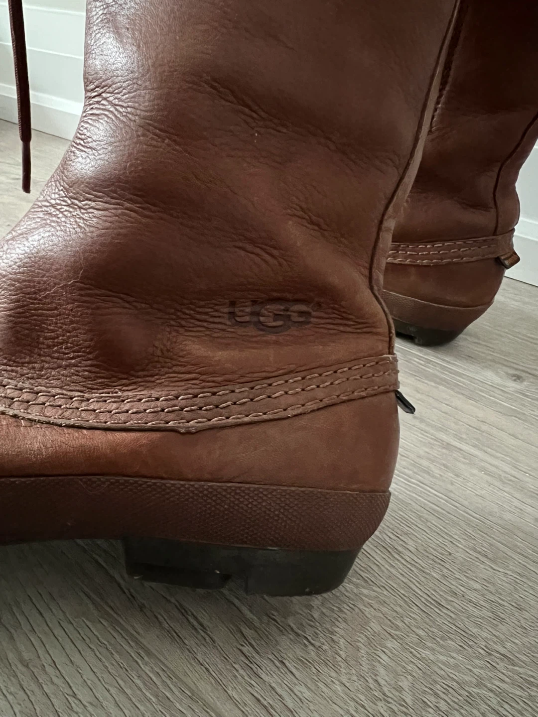 UGG Waterproof Boots | Sheepskin Lined | Guaranteed Authentic - photo 5