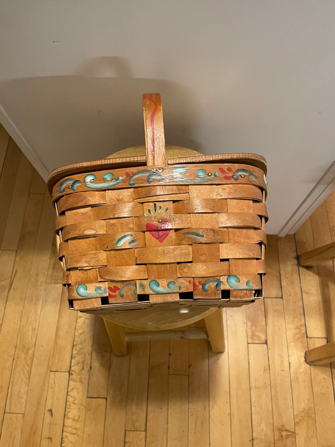 Dorothy’s Toto Hand-Painted Wooden Picnic Basket with Lid - photo 2