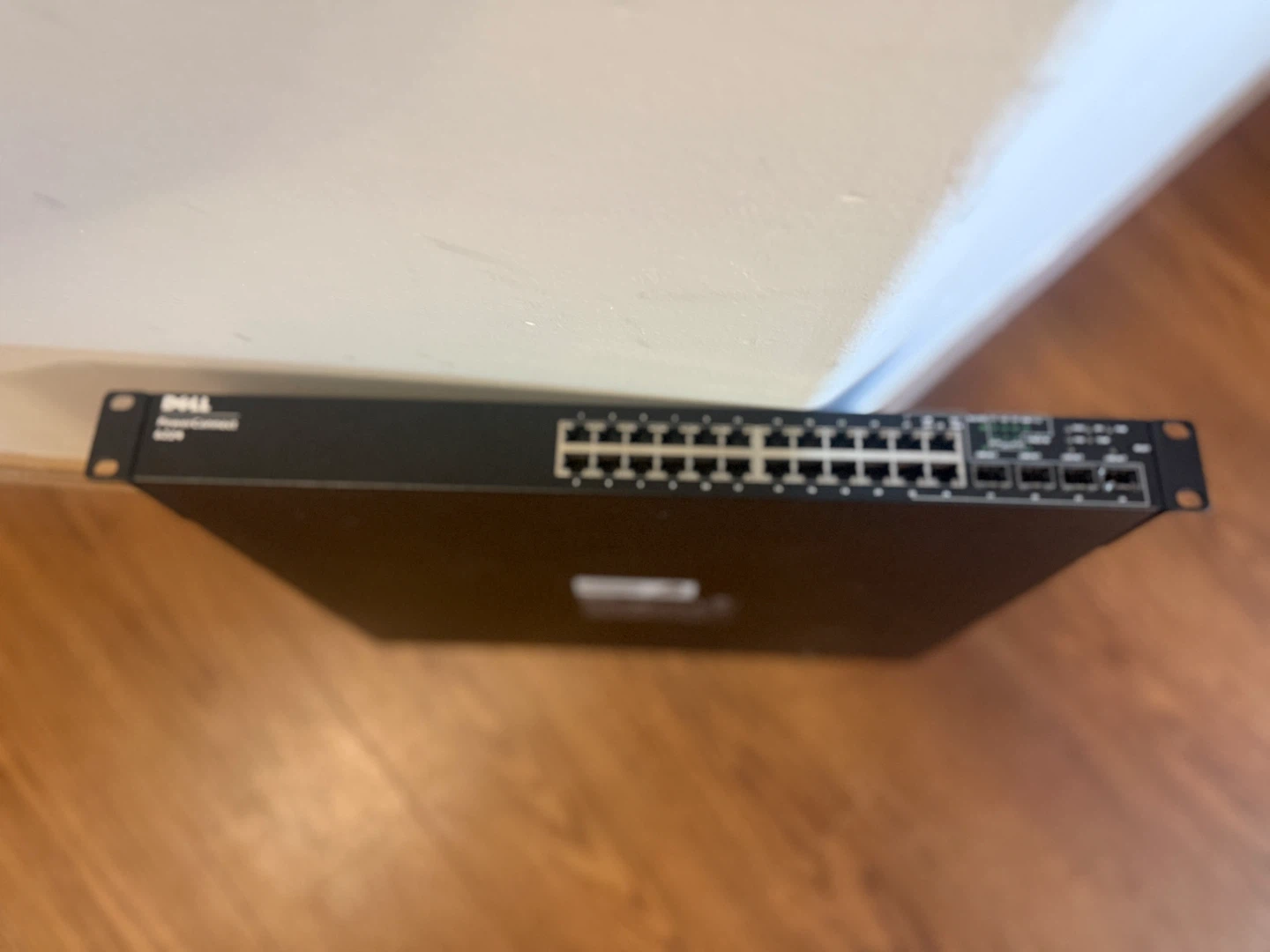 Dell power connect switch 6224 24 port