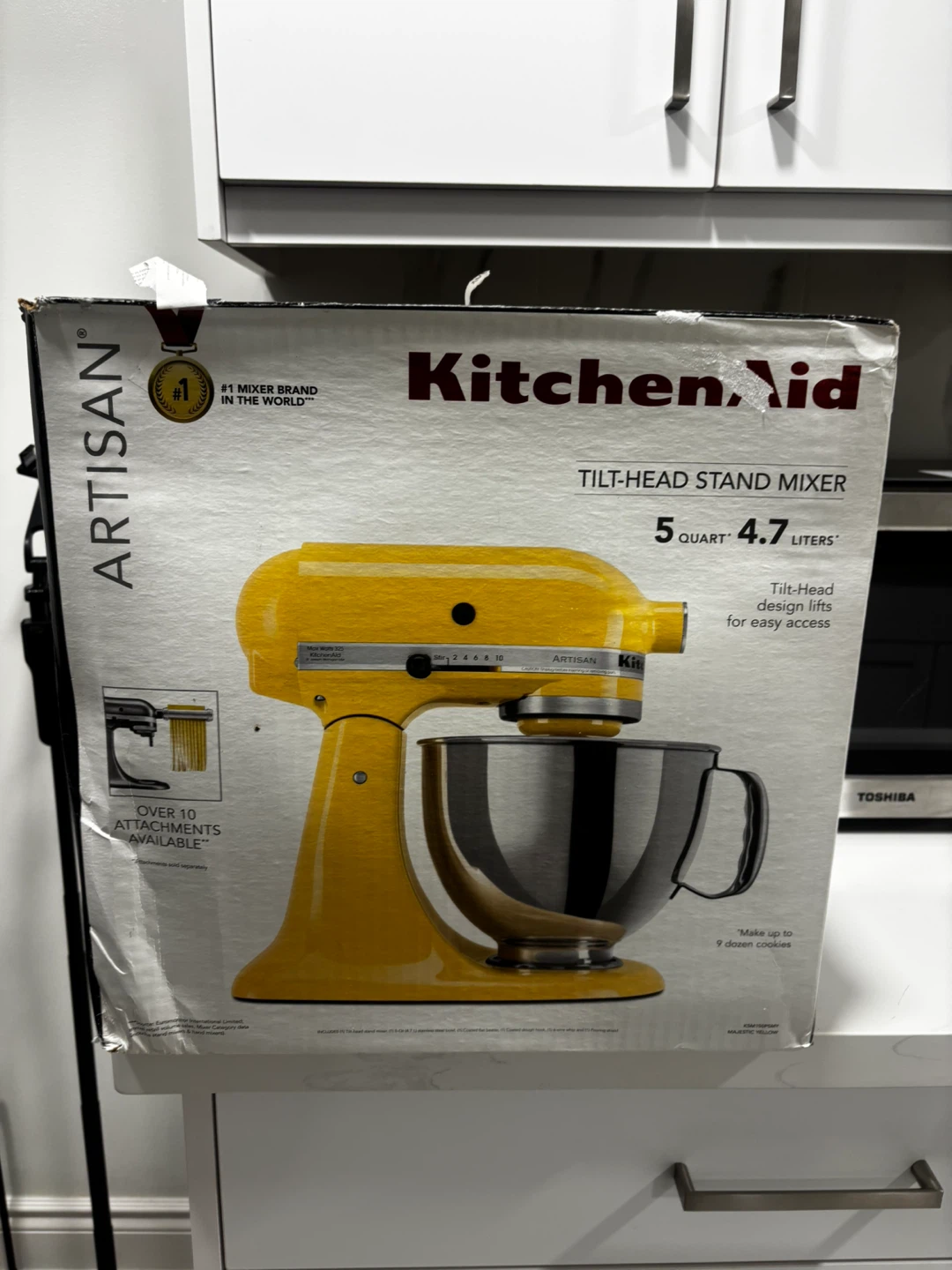KitchenAid Artisan Tilt-Head Stand Mixer - Buttercup Yellow