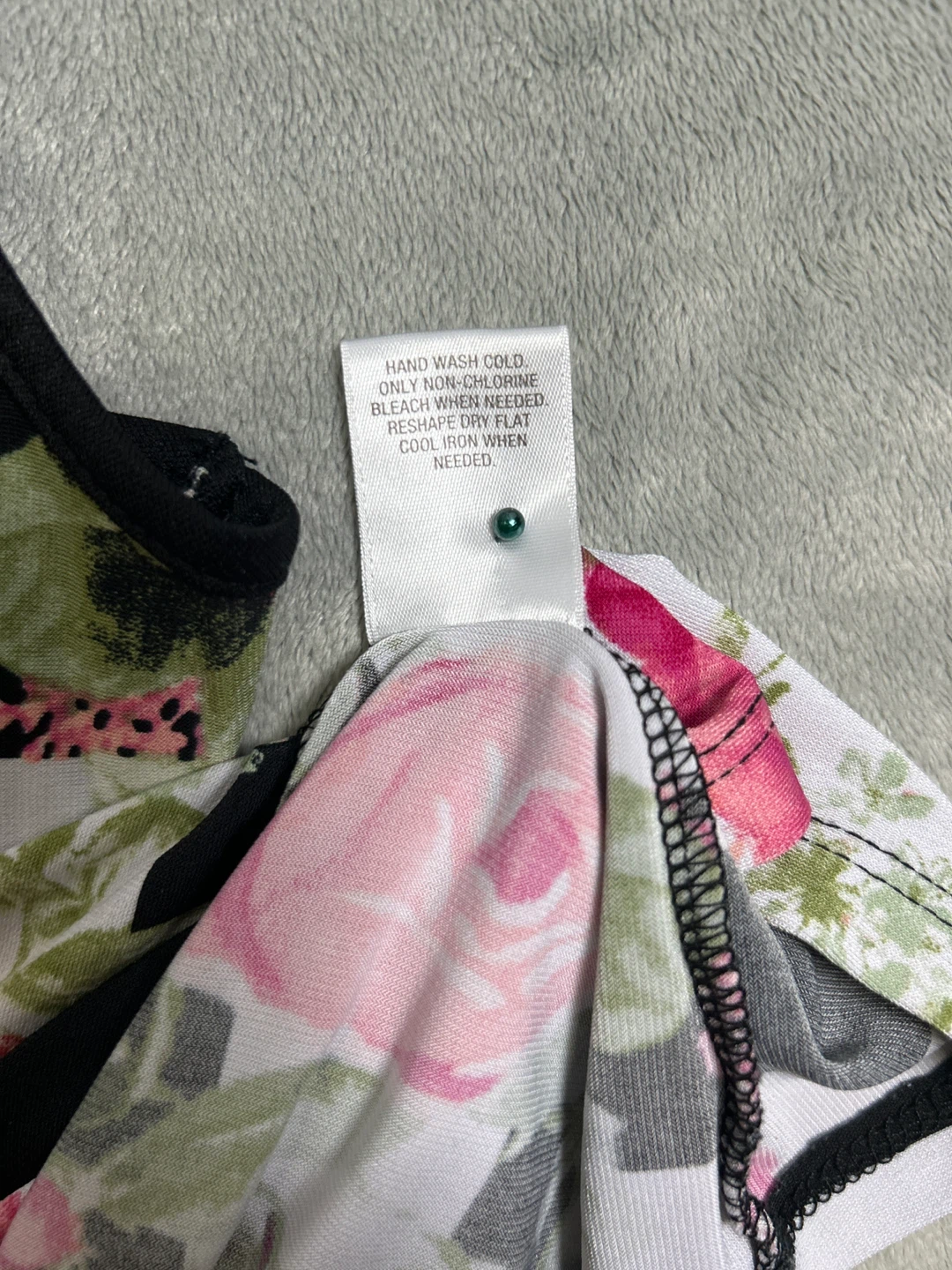 Roz& Ali Floral Stripe Tank Top Size M - photo 4