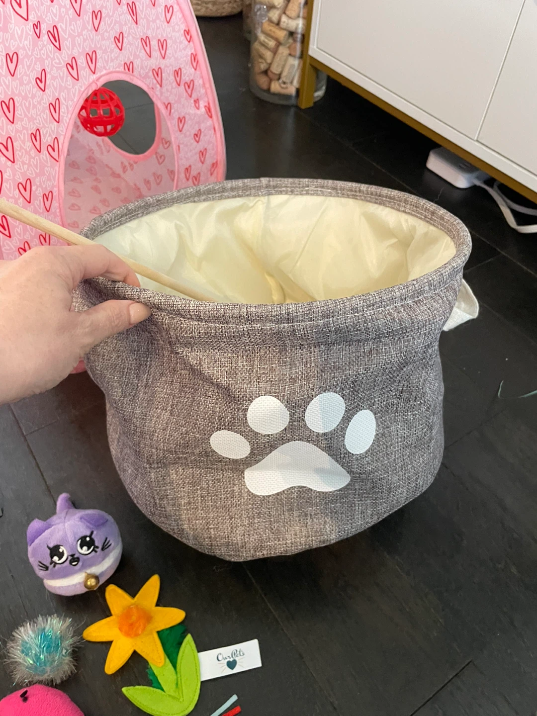 Cat Tent, Bed, Basket, and Toy Set - photo 4