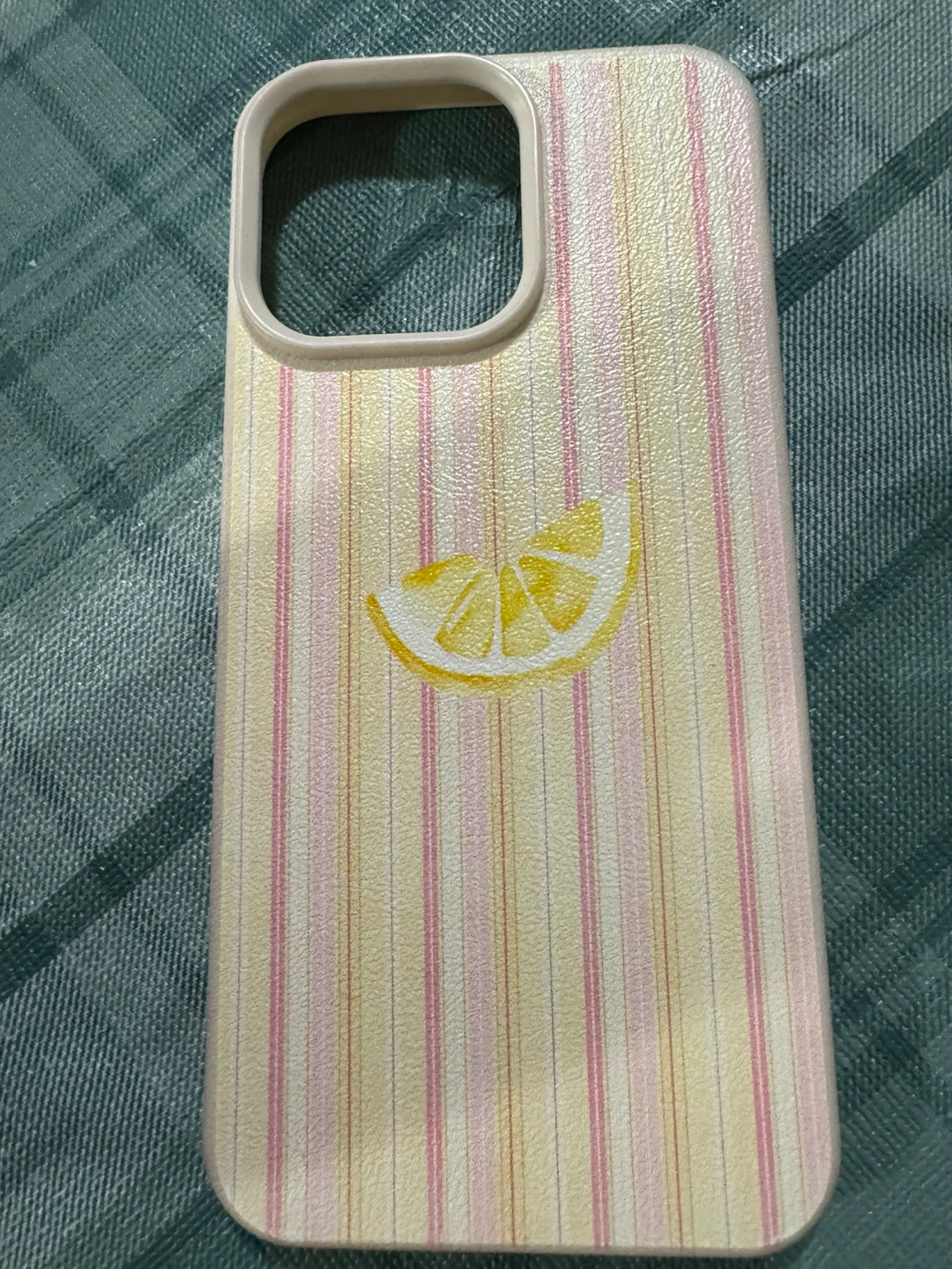 Phone Case with Lemon Slice Design