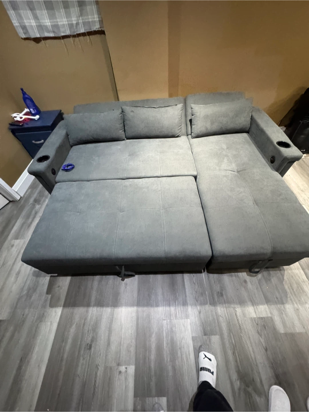 Grey Sectional Sofa with Pull-out Bed and USB Ports