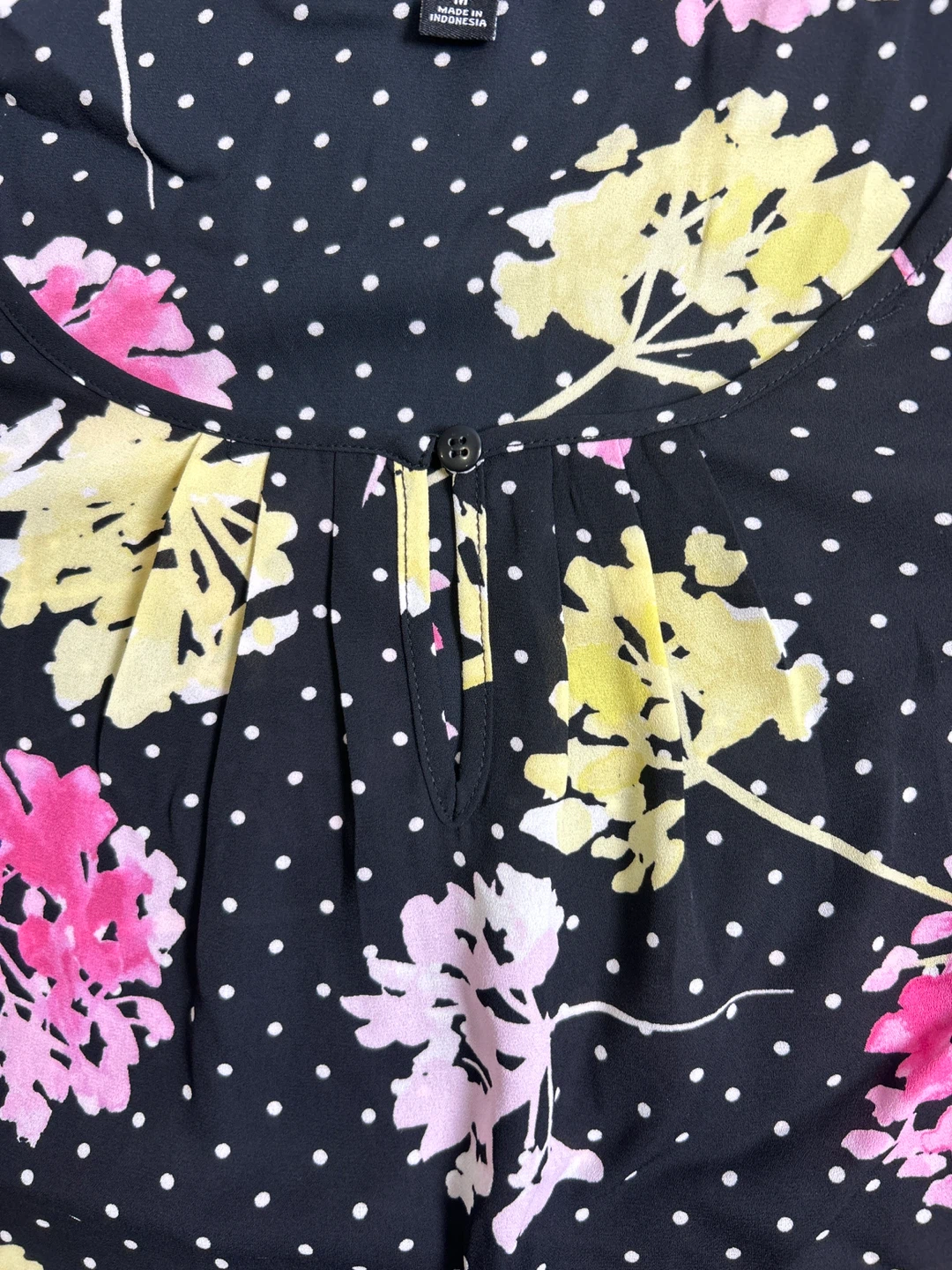 Roz& Ali Black Floral Print Blouse Size M - photo 3
