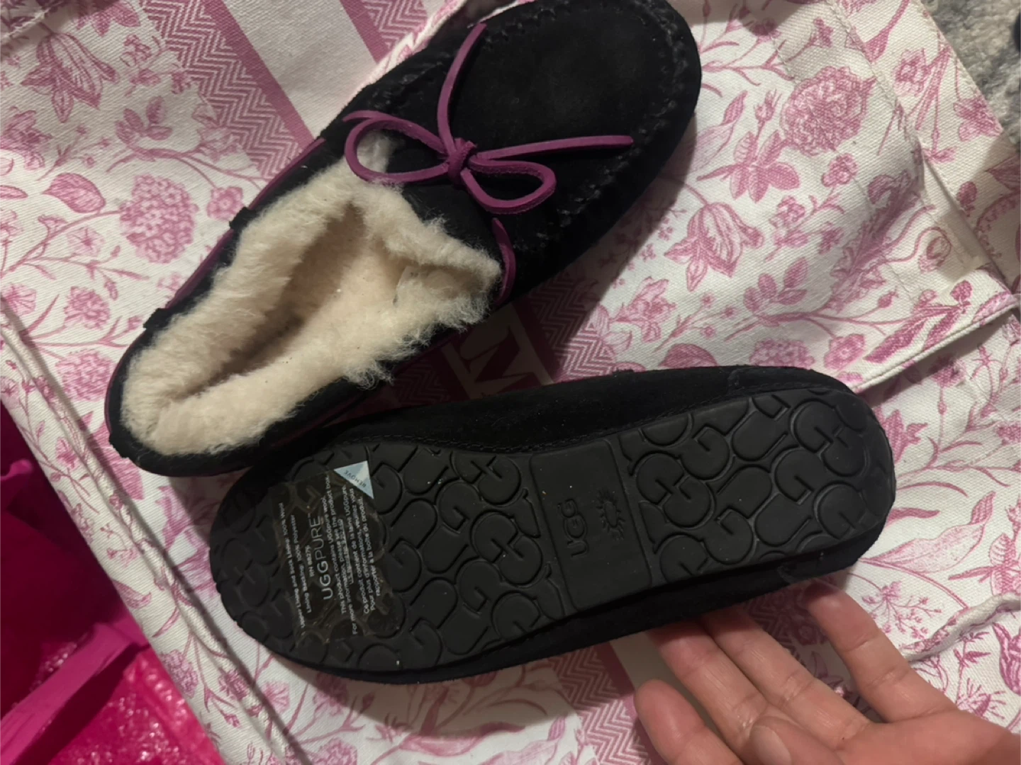 UGG Black Suede Sheepskin Lined Moccasin Slippers Size 4 - photo 2