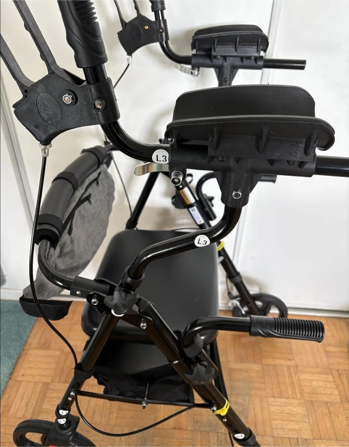 Brandnew Upright Rollator Walker - photo 5