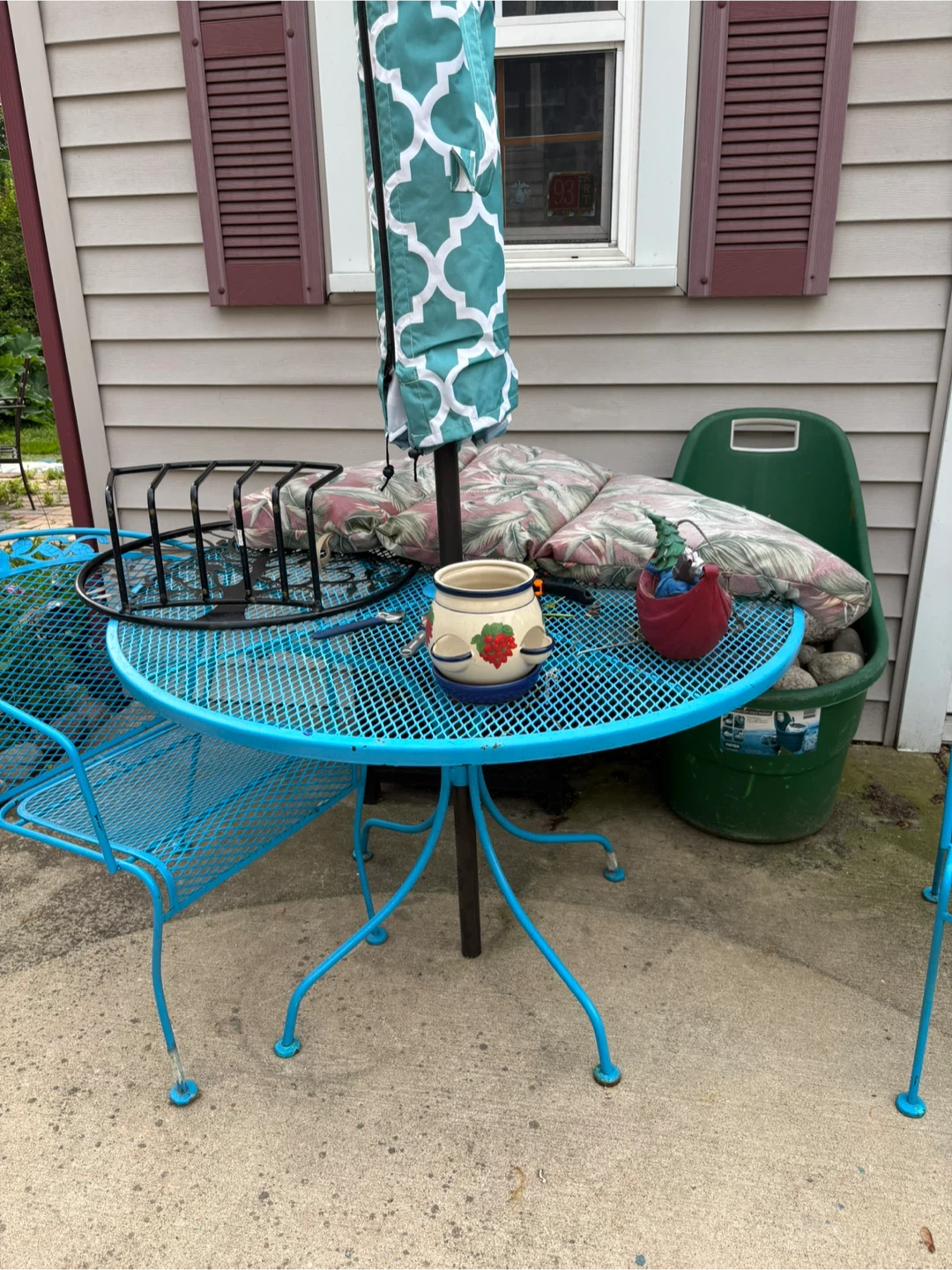 Vintage chairs and marble table 300 for all 3 pieces. - photo 3