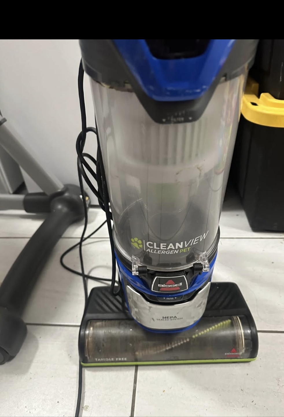 Vacuum - photo 2