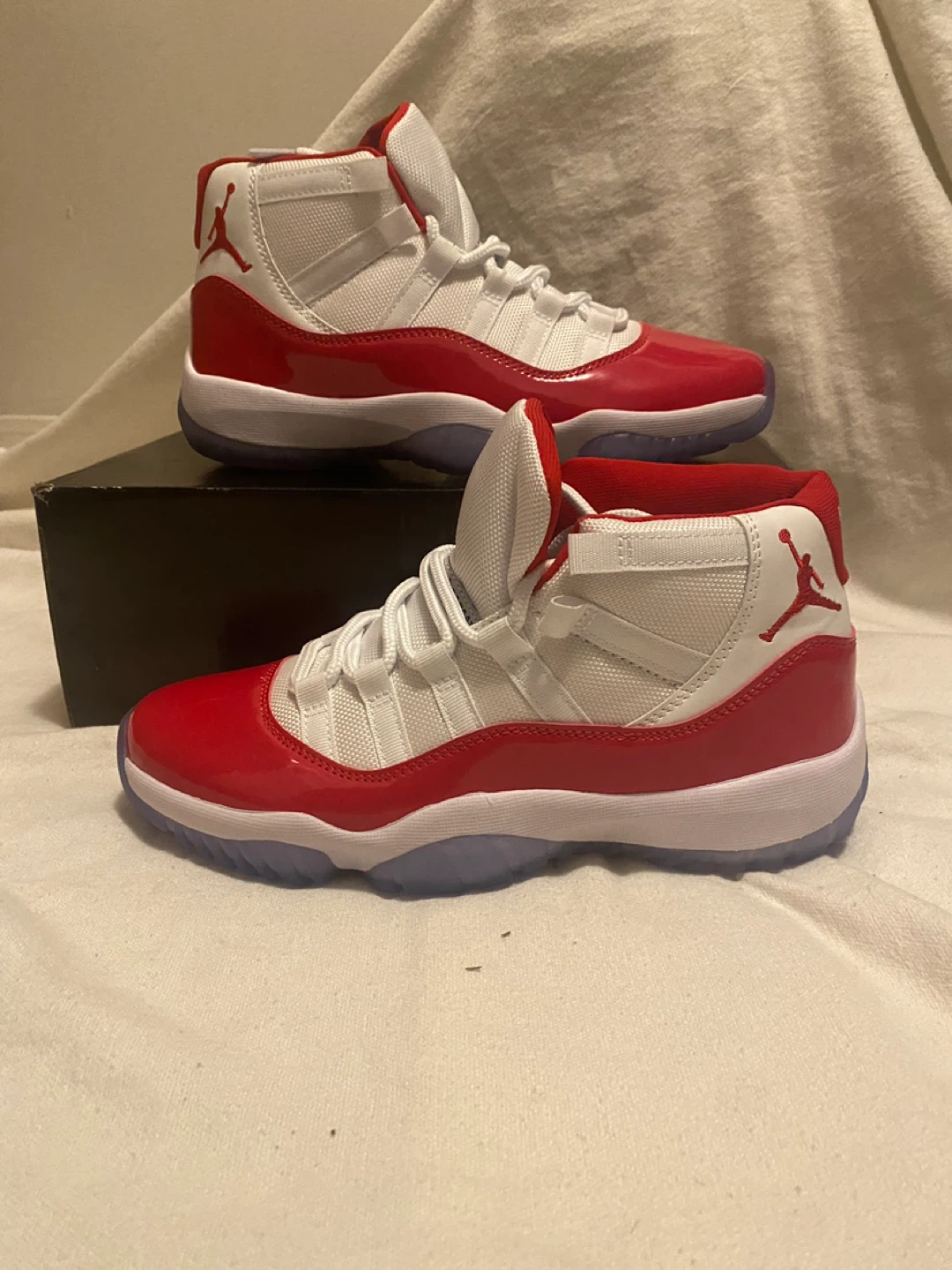 Air Jordan 11 Retro "Cherrys" - photo 4