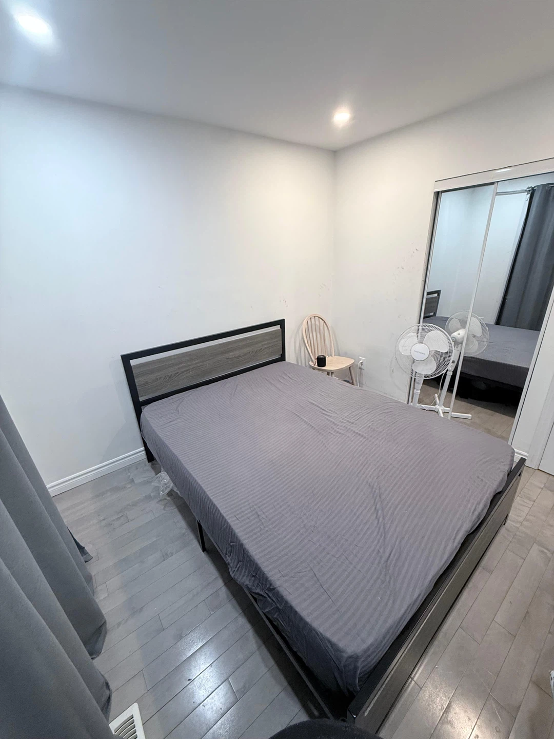Private Room for rent- Preference to OCD people - photo 2