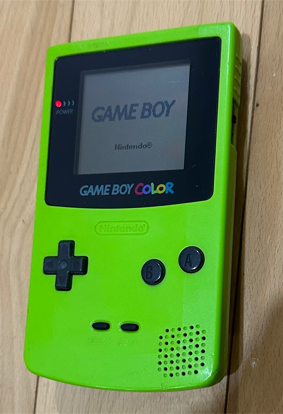 Nintendo Game Boy Color 🥕