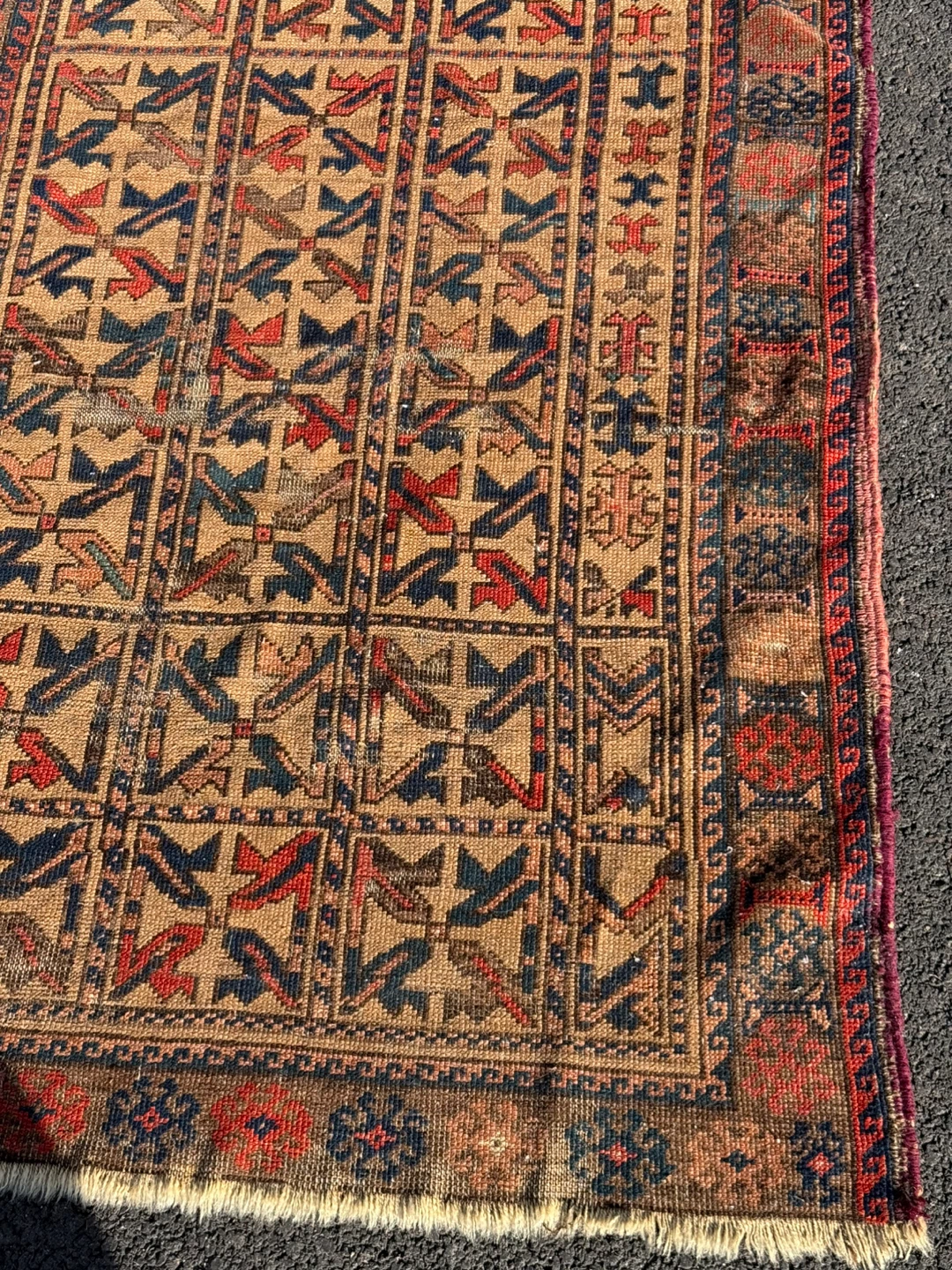 Vintage Geometric Pattern Rug - photo 4