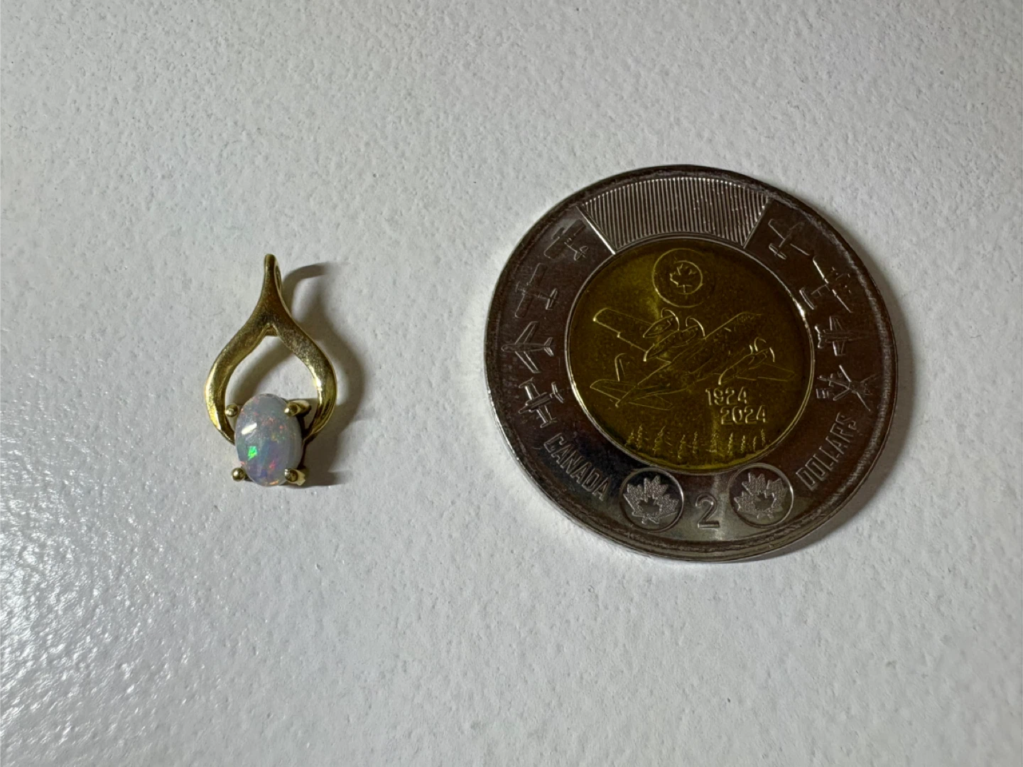 Gold 18k Opal Pendant