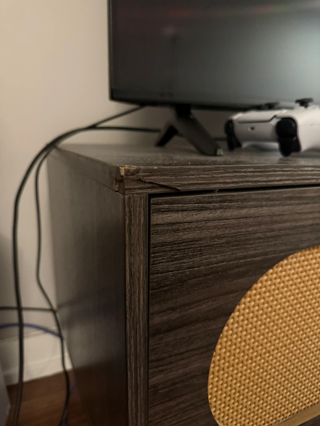 Dark Wood Tv Unit - photo 3