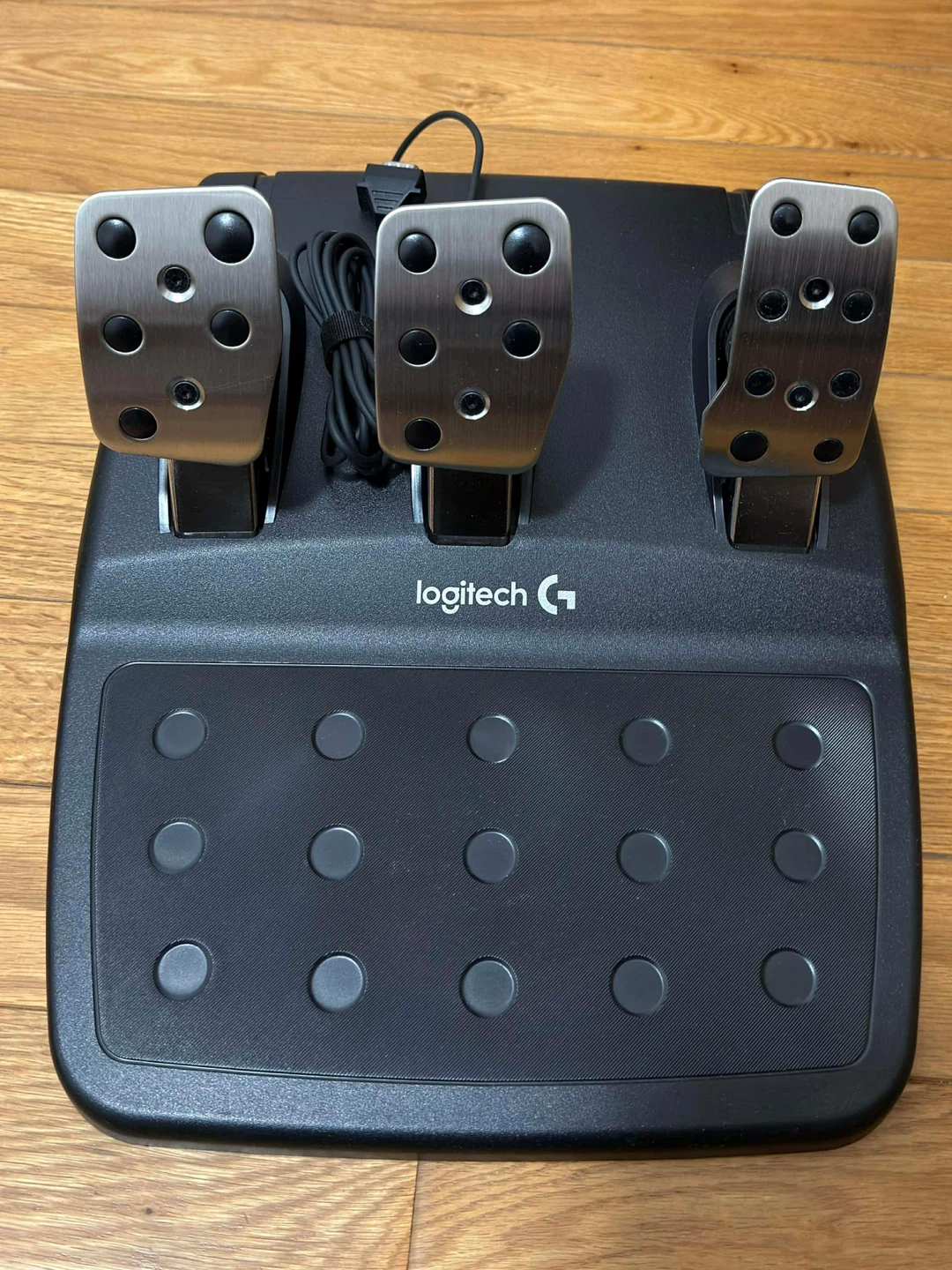 Logitech - G29 Wheel and Floor Pedals for PS5, PS4, PC, Mac - photo 2