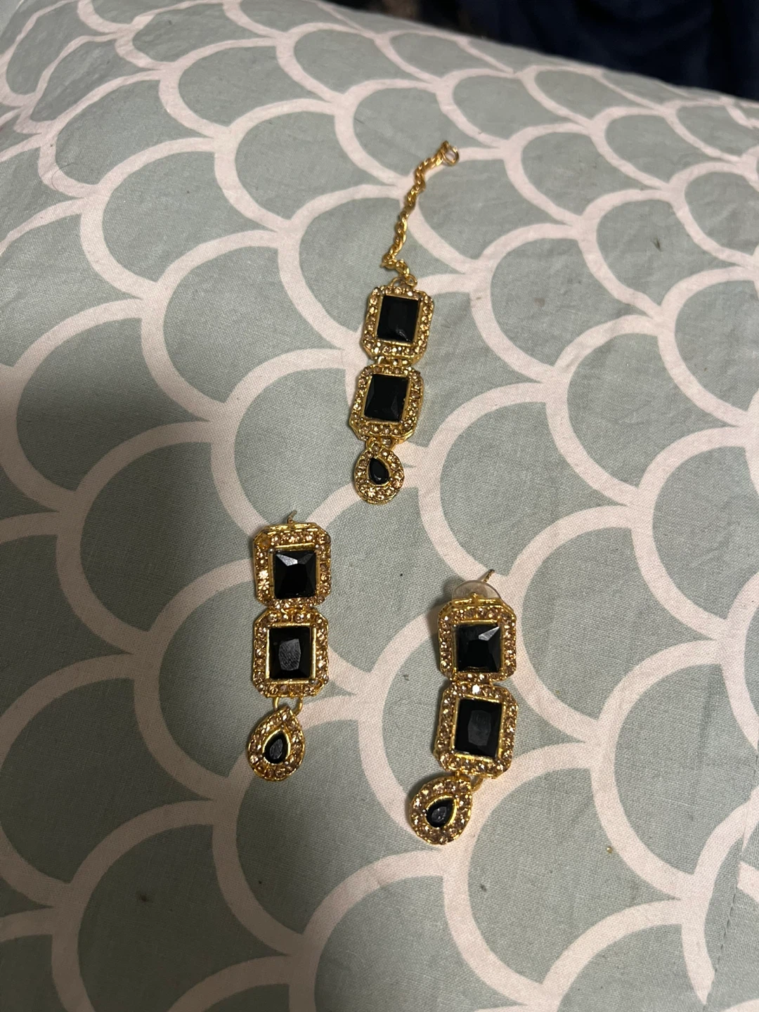 Gold and Black Dangle Earrings and Tikka Set