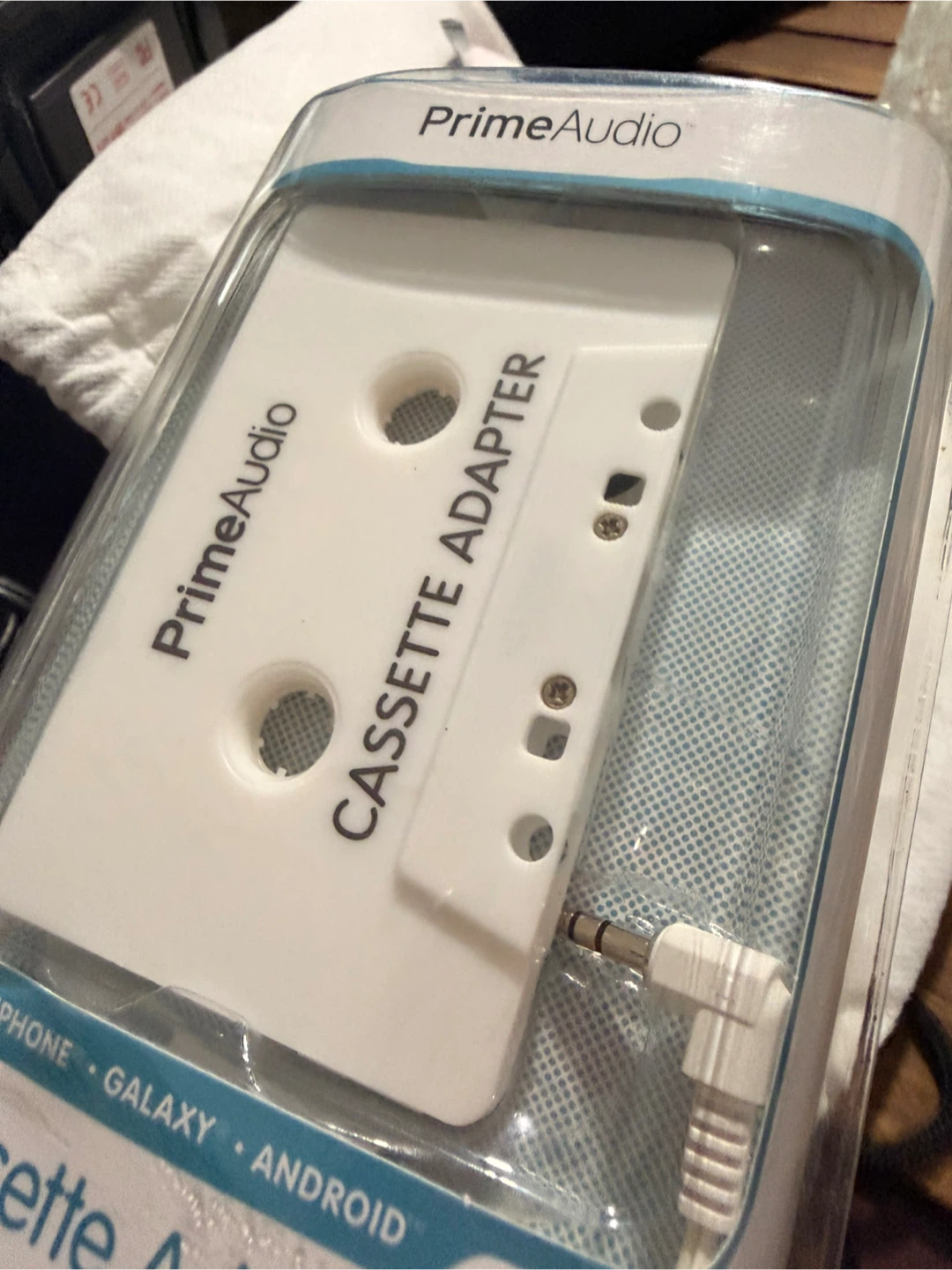 PrimeAudio Cassette Adapter for iPhone, Galaxy, Android - photo 4